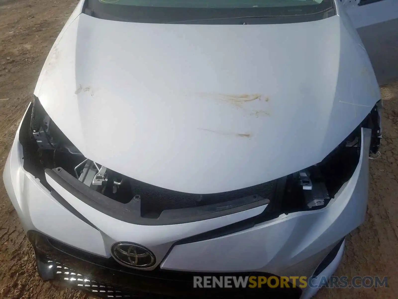 7 Photograph of a damaged car 2T1BURHE5KC236542 TOYOTA COROLLA 2019