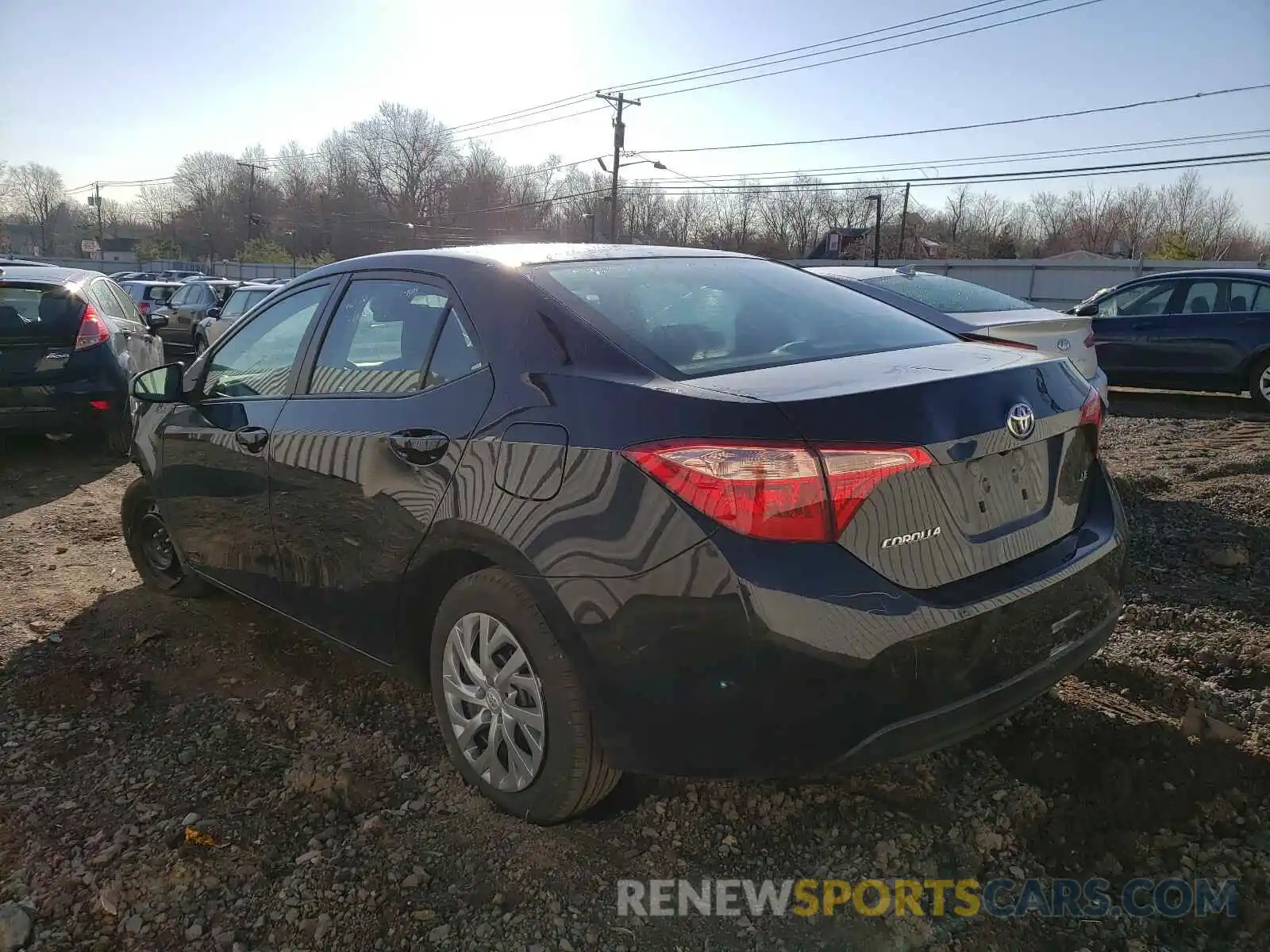 3 Photograph of a damaged car 2T1BURHE5KC237433 TOYOTA COROLLA 2019