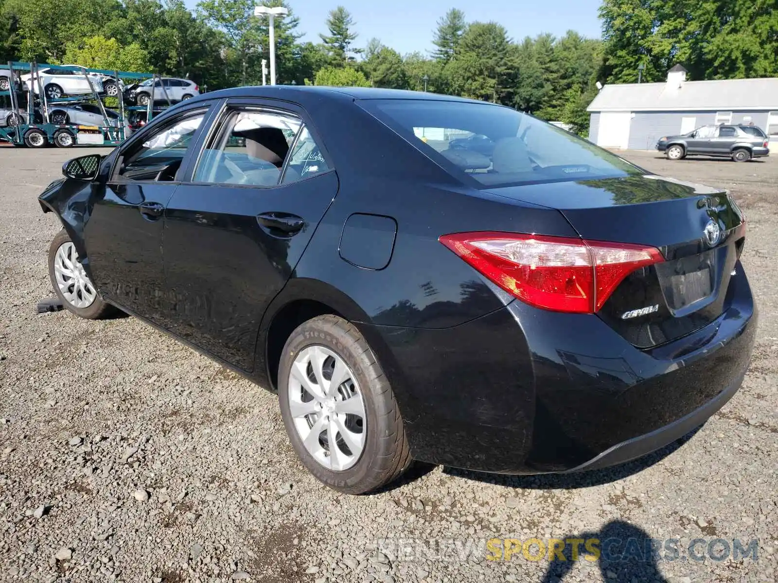 3 Photograph of a damaged car 2T1BURHE5KC237495 TOYOTA COROLLA 2019