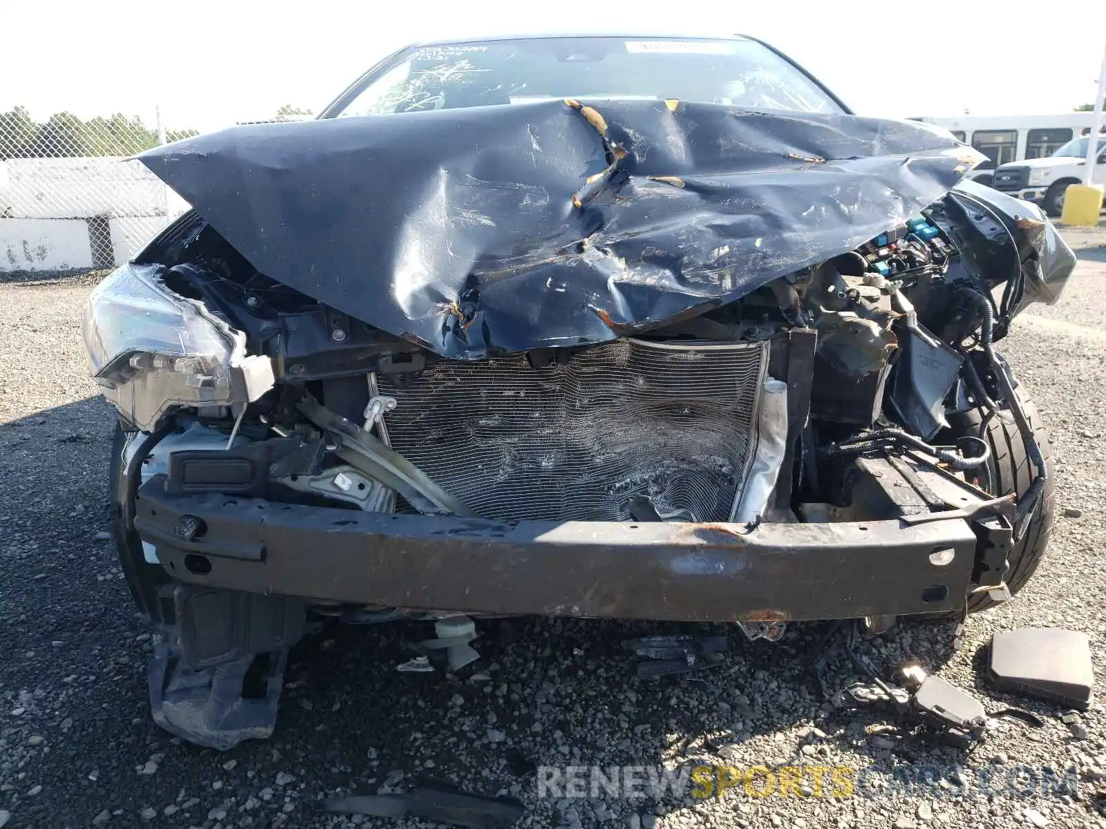 9 Photograph of a damaged car 2T1BURHE5KC237495 TOYOTA COROLLA 2019