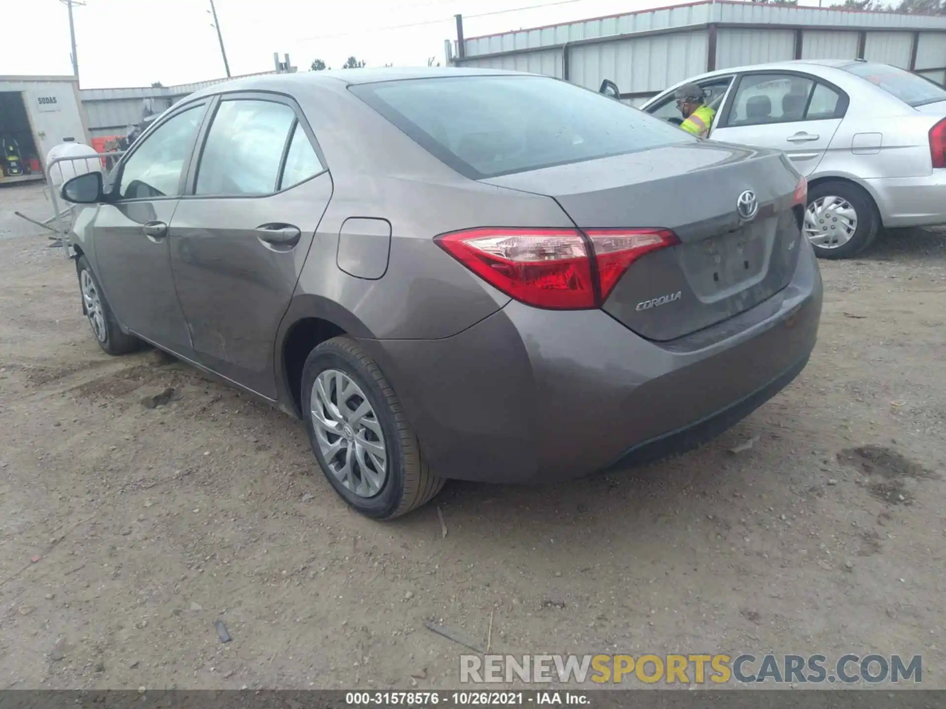 3 Photograph of a damaged car 2T1BURHE5KC238291 TOYOTA COROLLA 2019