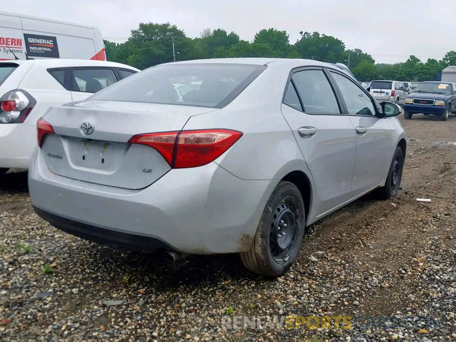 4 Photograph of a damaged car 2T1BURHE5KC238601 TOYOTA COROLLA 2019