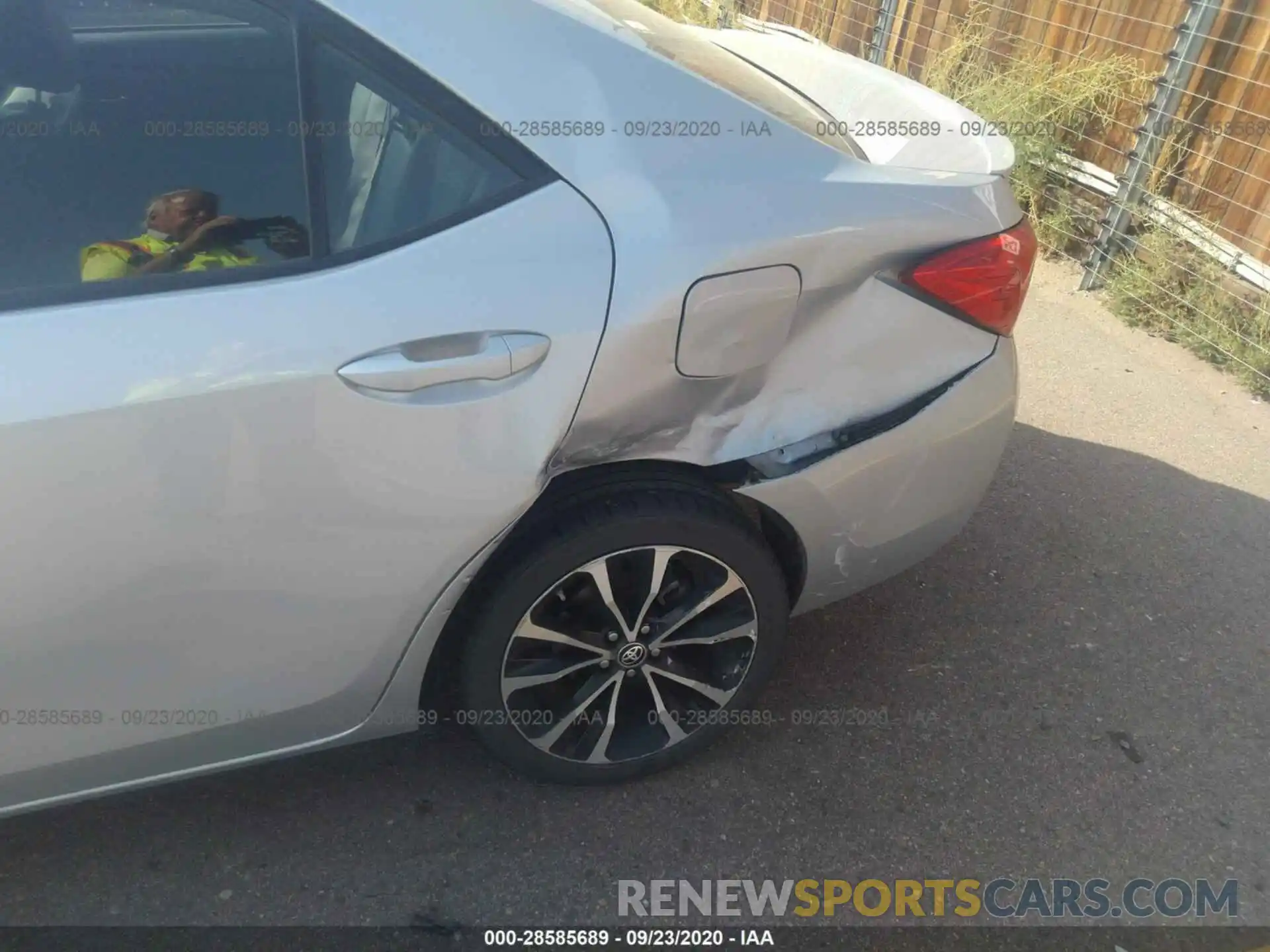 6 Photograph of a damaged car 2T1BURHE5KC239179 TOYOTA COROLLA 2019