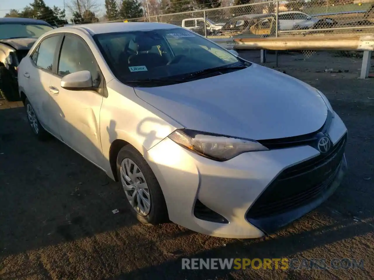 1 Photograph of a damaged car 2T1BURHE5KC239246 TOYOTA COROLLA 2019