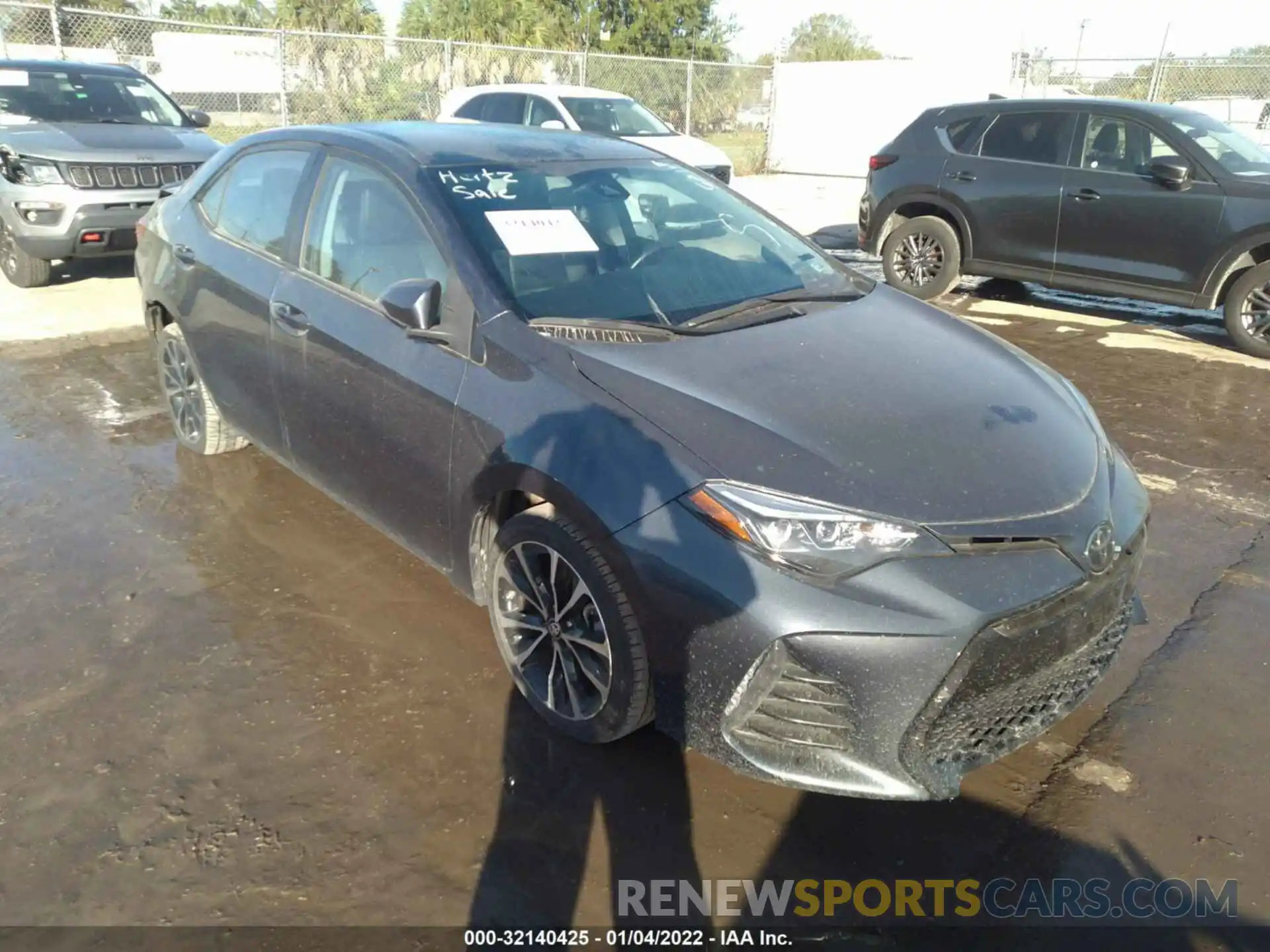 1 Photograph of a damaged car 2T1BURHE5KC240087 TOYOTA COROLLA 2019