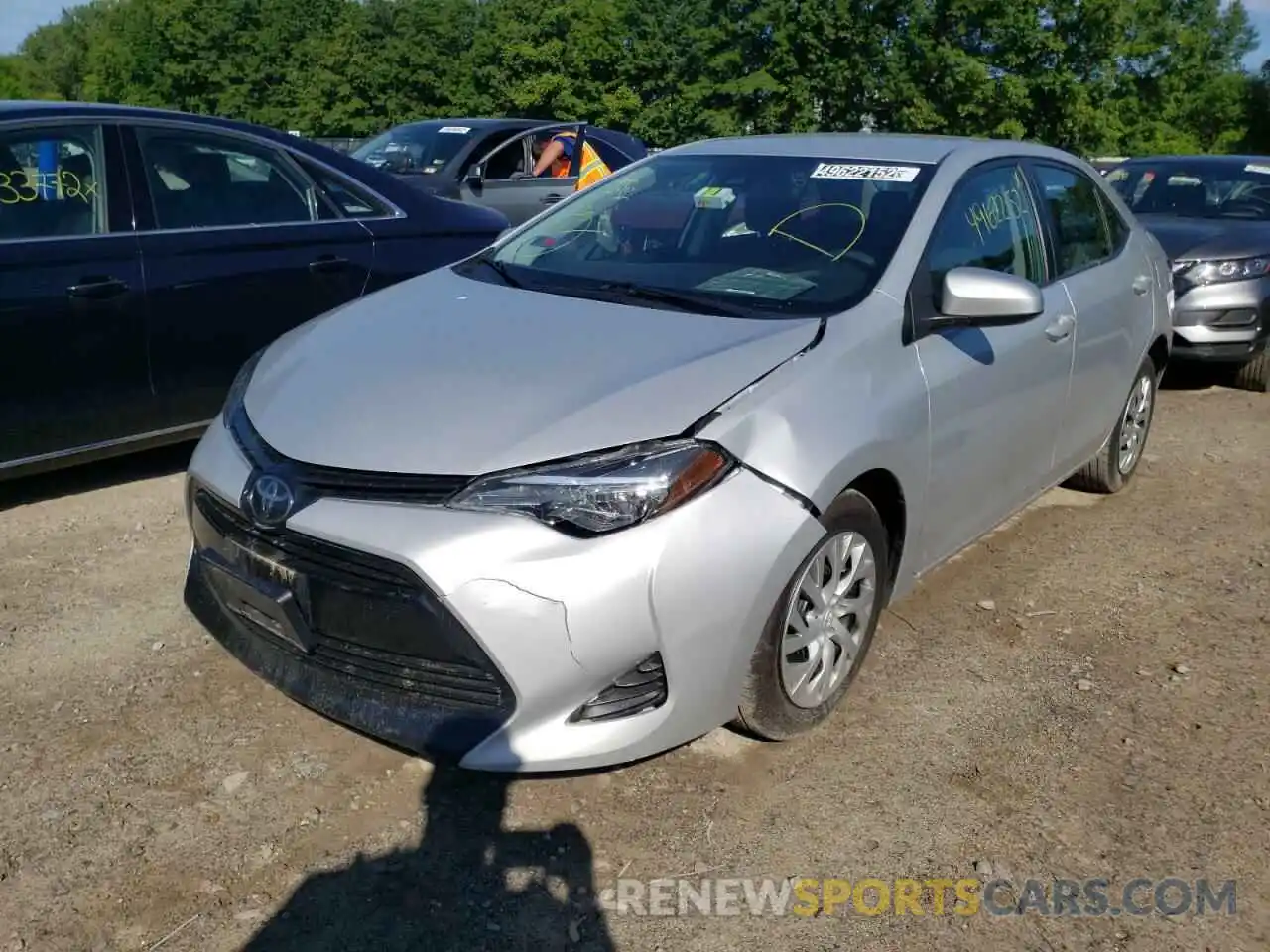 2 Photograph of a damaged car 2T1BURHE5KC240090 TOYOTA COROLLA 2019