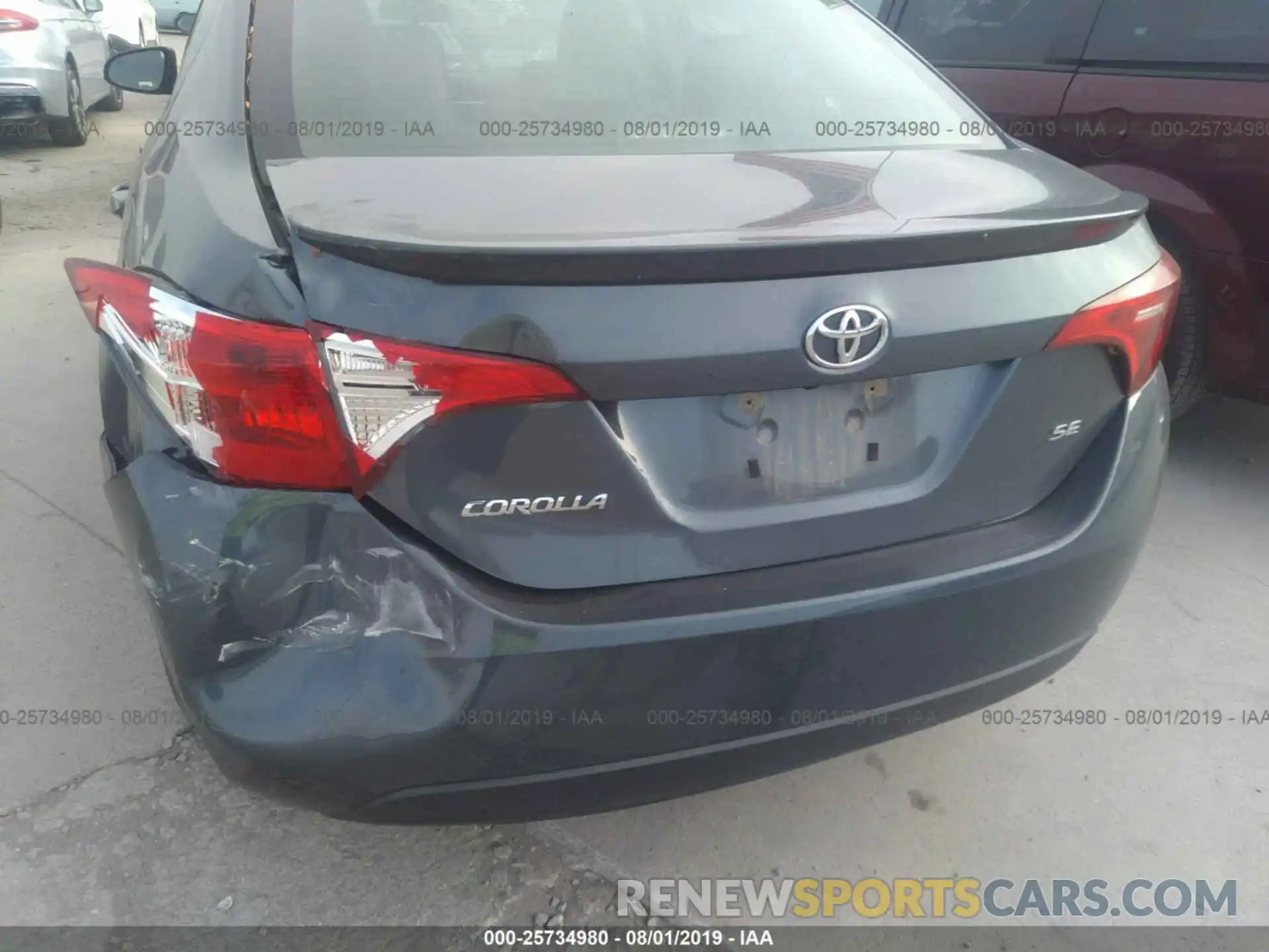 6 Photograph of a damaged car 2T1BURHE5KC240364 TOYOTA COROLLA 2019