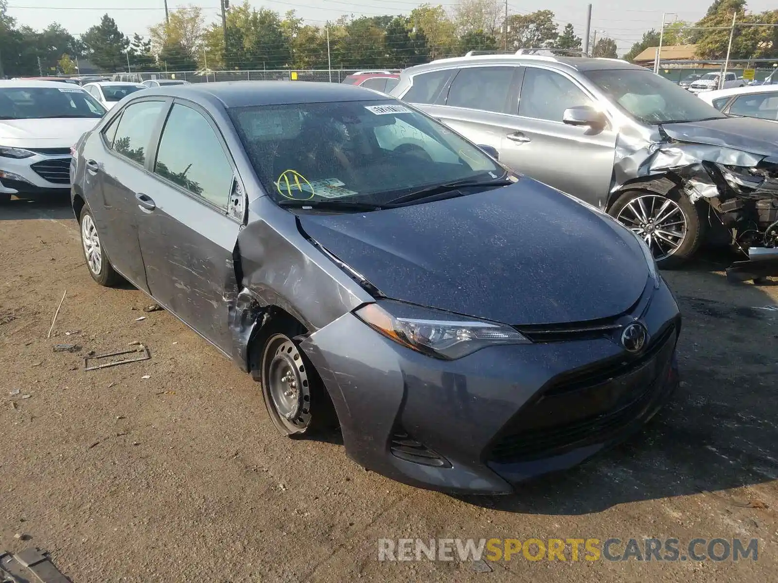 1 Photograph of a damaged car 2T1BURHE5KC240865 TOYOTA COROLLA 2019