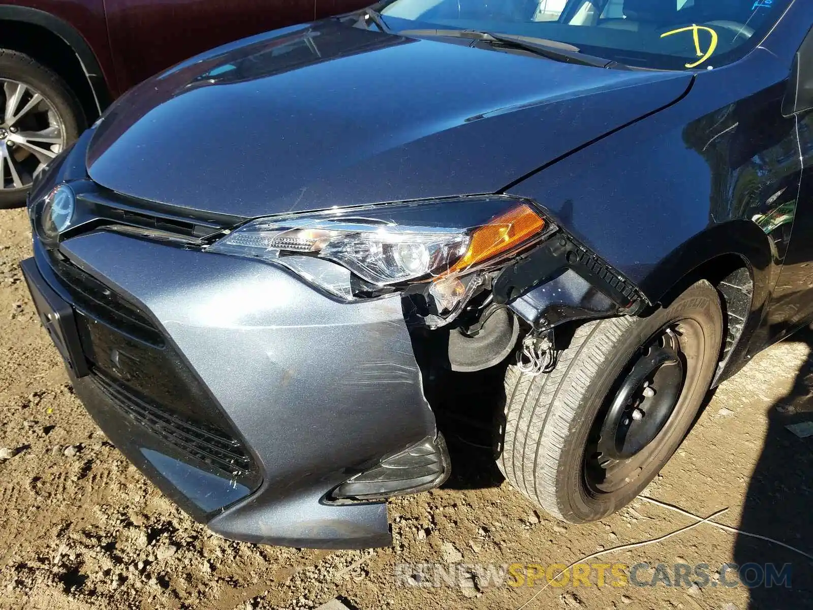 9 Photograph of a damaged car 2T1BURHE5KC240915 TOYOTA COROLLA 2019