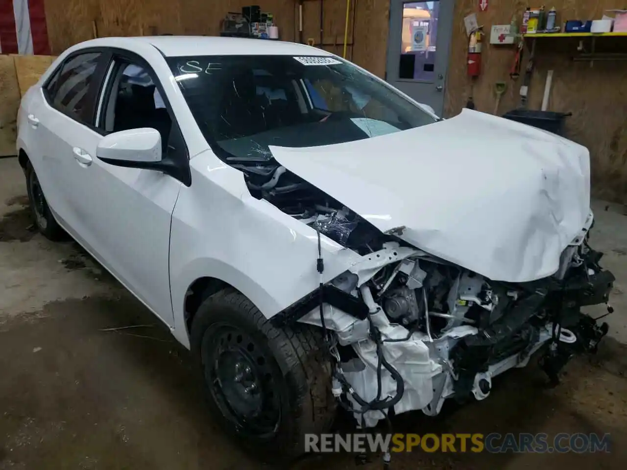 1 Photograph of a damaged car 2T1BURHE5KC240929 TOYOTA COROLLA 2019