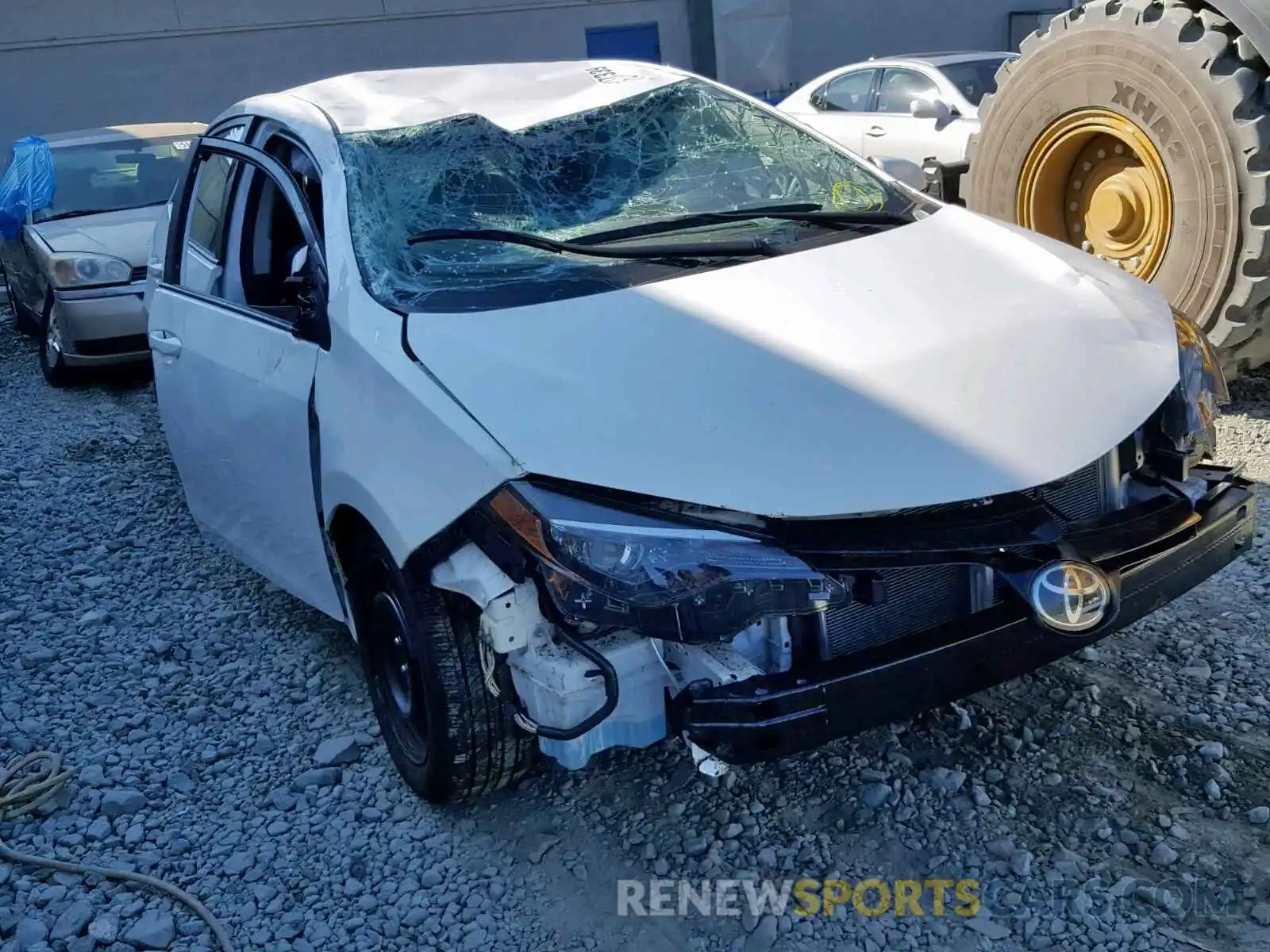 1 Photograph of a damaged car 2T1BURHE5KC241482 TOYOTA COROLLA 2019