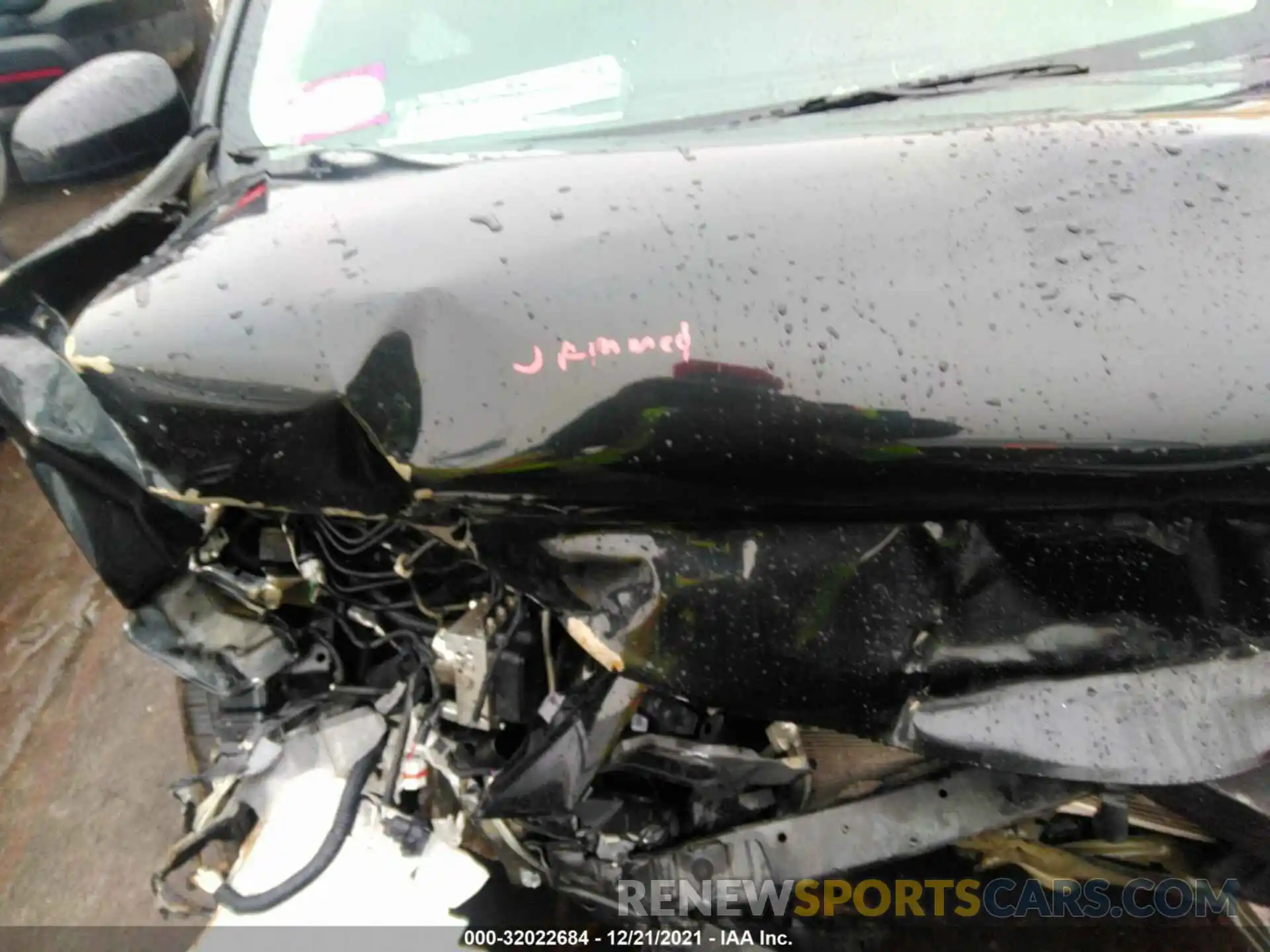 10 Photograph of a damaged car 2T1BURHE5KC241711 TOYOTA COROLLA 2019