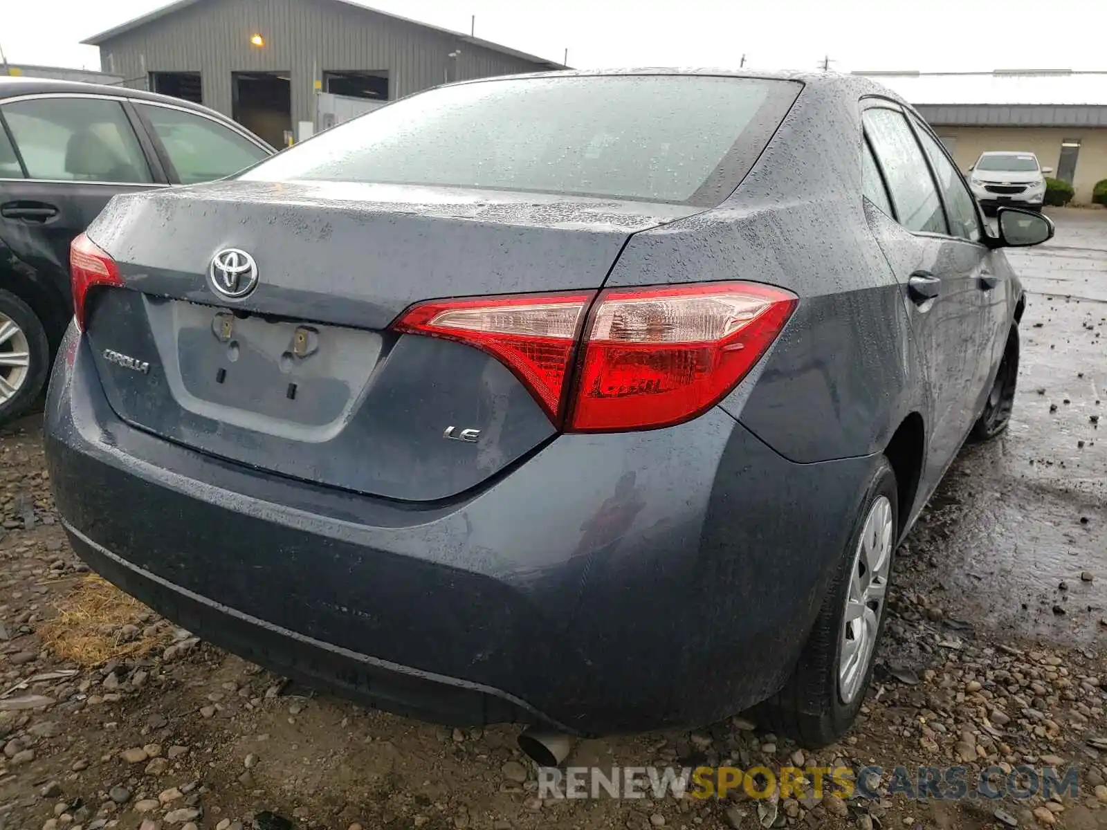 4 Photograph of a damaged car 2T1BURHE5KC242020 TOYOTA COROLLA 2019