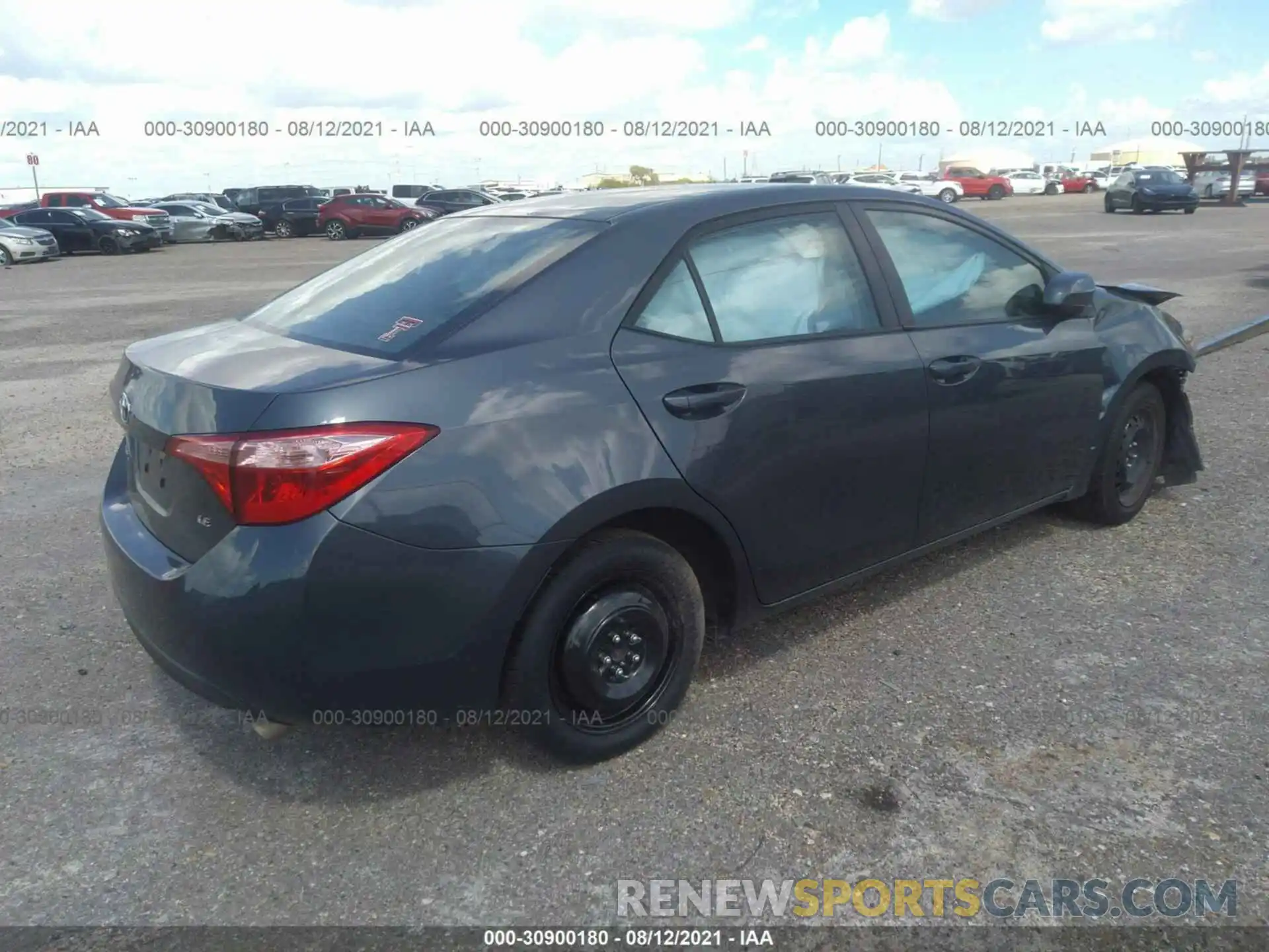 4 Photograph of a damaged car 2T1BURHE5KC242051 TOYOTA COROLLA 2019