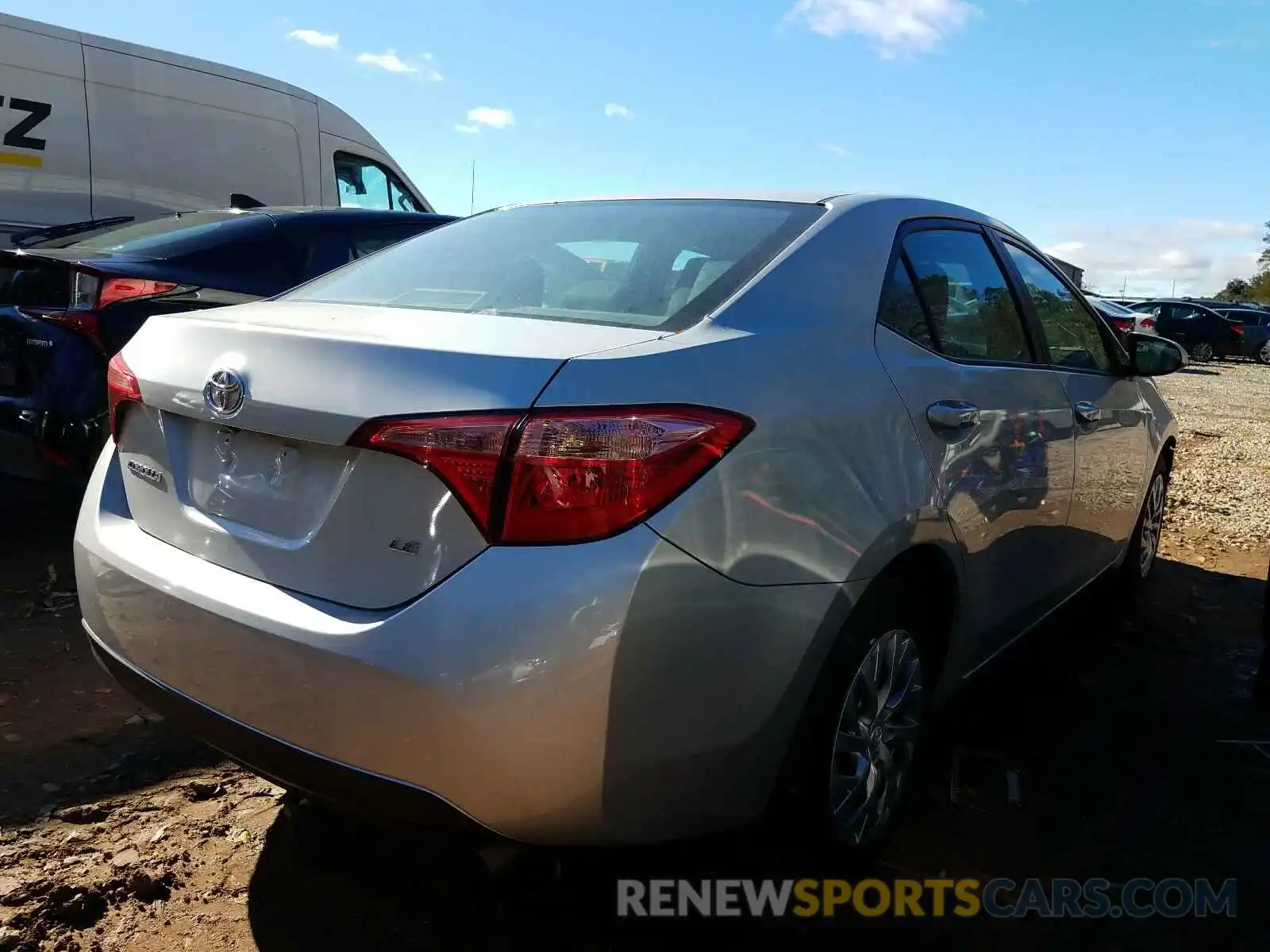 4 Photograph of a damaged car 2T1BURHE5KC242499 TOYOTA COROLLA 2019