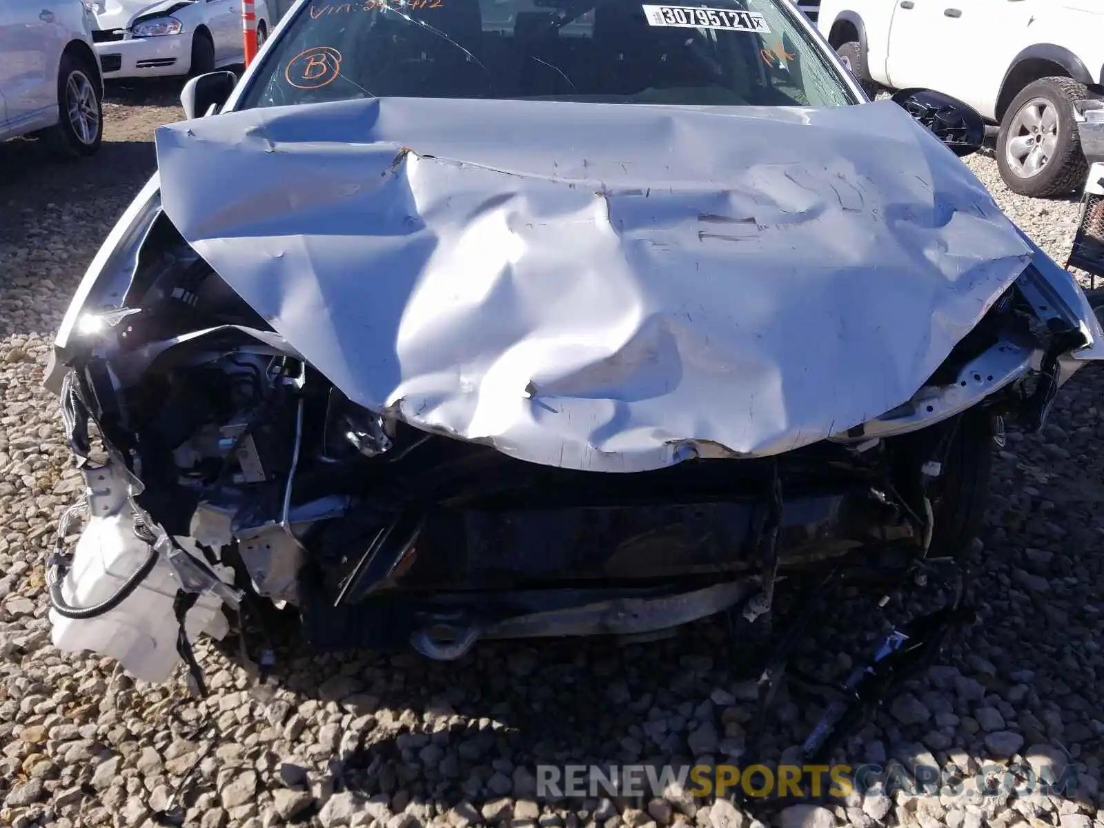 7 Photograph of a damaged car 2T1BURHE5KC243412 TOYOTA COROLLA 2019