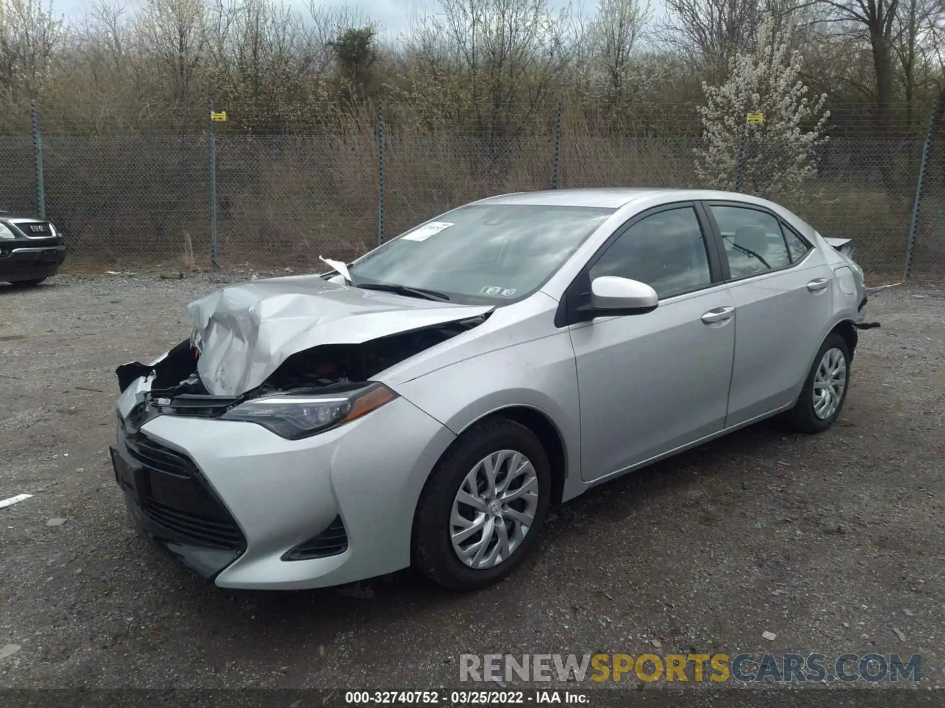 2 Photograph of a damaged car 2T1BURHE5KC243622 TOYOTA COROLLA 2019