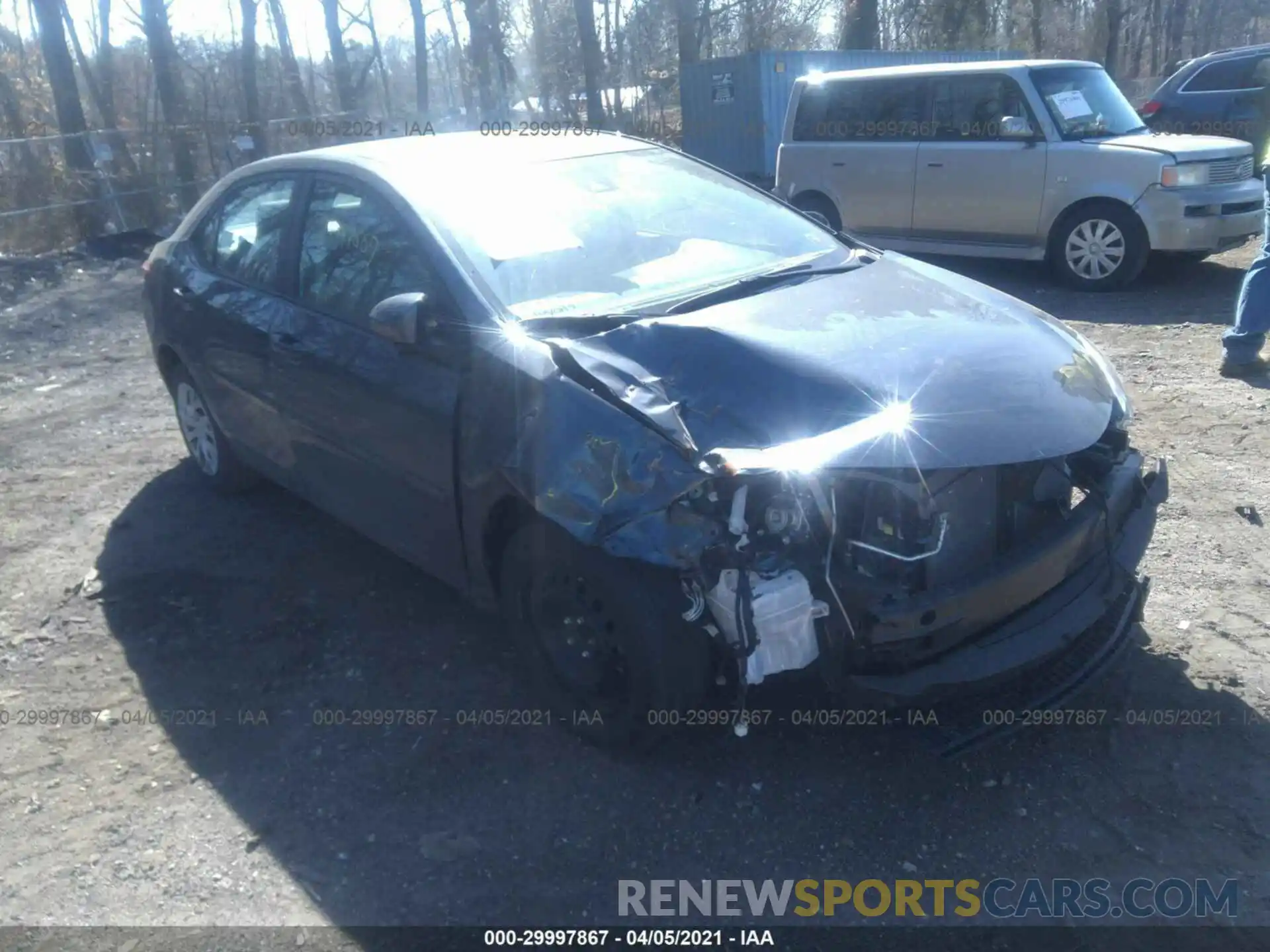 1 Photograph of a damaged car 2T1BURHE5KC243748 TOYOTA COROLLA 2019