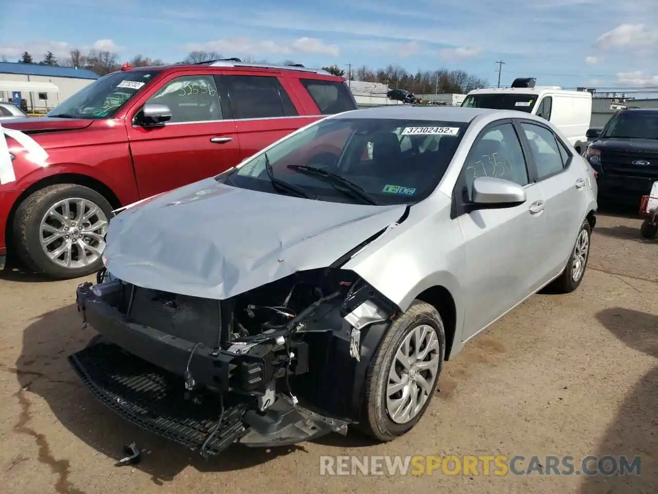 2 Photograph of a damaged car 2T1BURHE5KC243815 TOYOTA COROLLA 2019