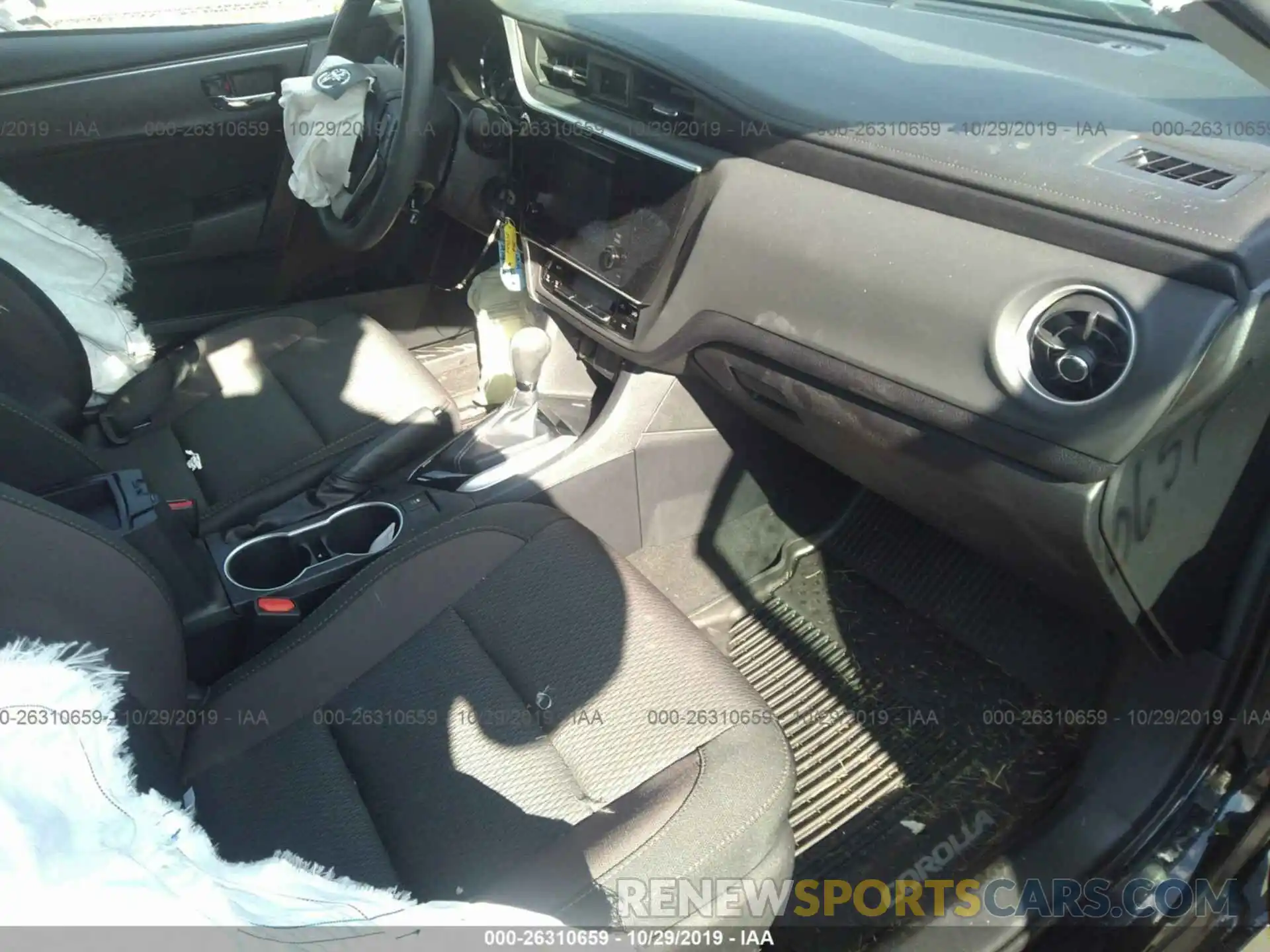 5 Photograph of a damaged car 2T1BURHE5KC244253 TOYOTA COROLLA 2019