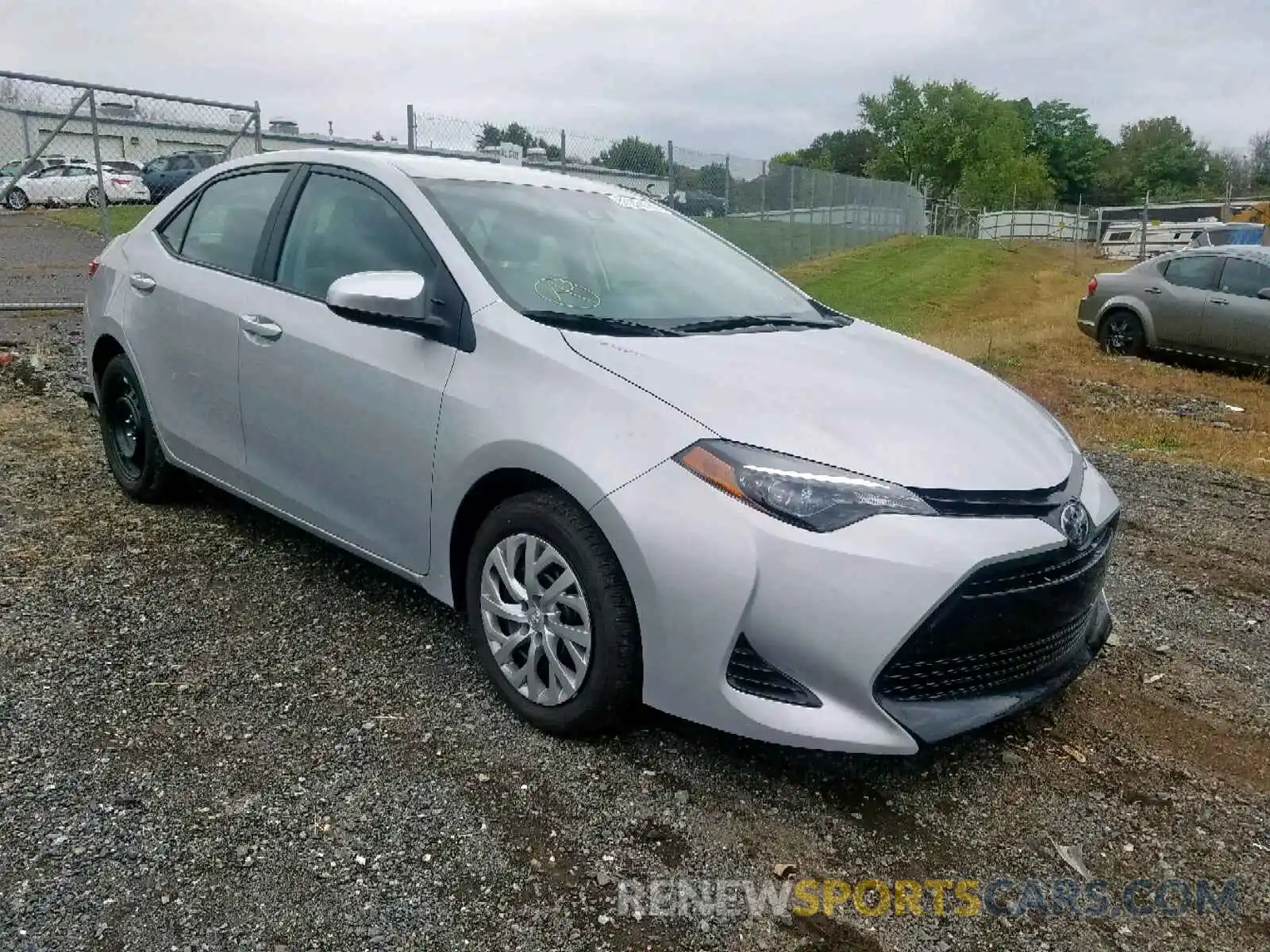 1 Photograph of a damaged car 2T1BURHE5KC245256 TOYOTA COROLLA 2019