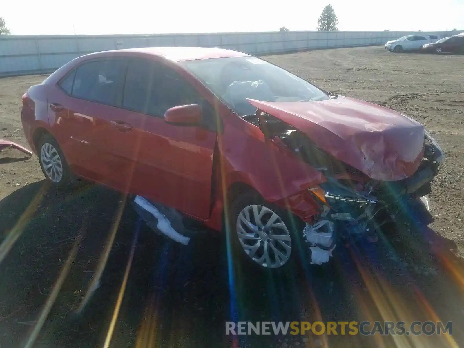 1 Photograph of a damaged car 2T1BURHE5KC245564 TOYOTA COROLLA 2019