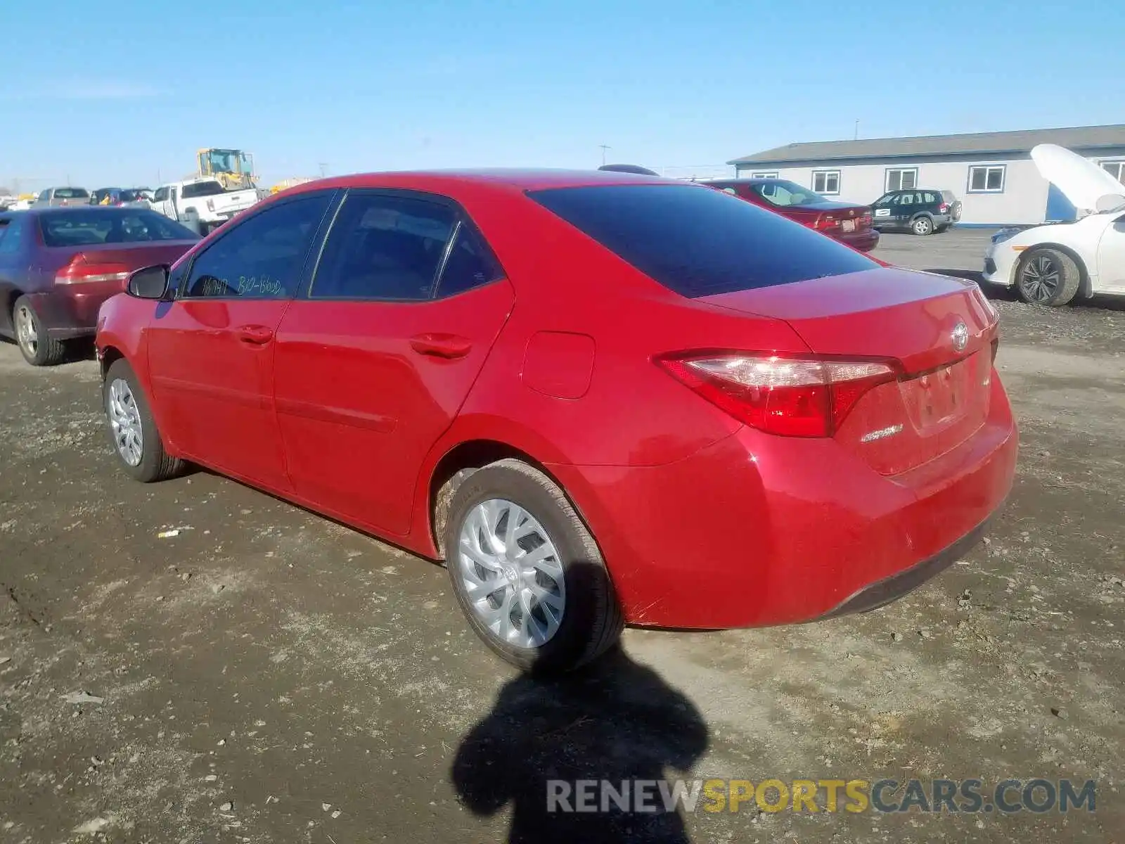 3 Photograph of a damaged car 2T1BURHE5KC245564 TOYOTA COROLLA 2019