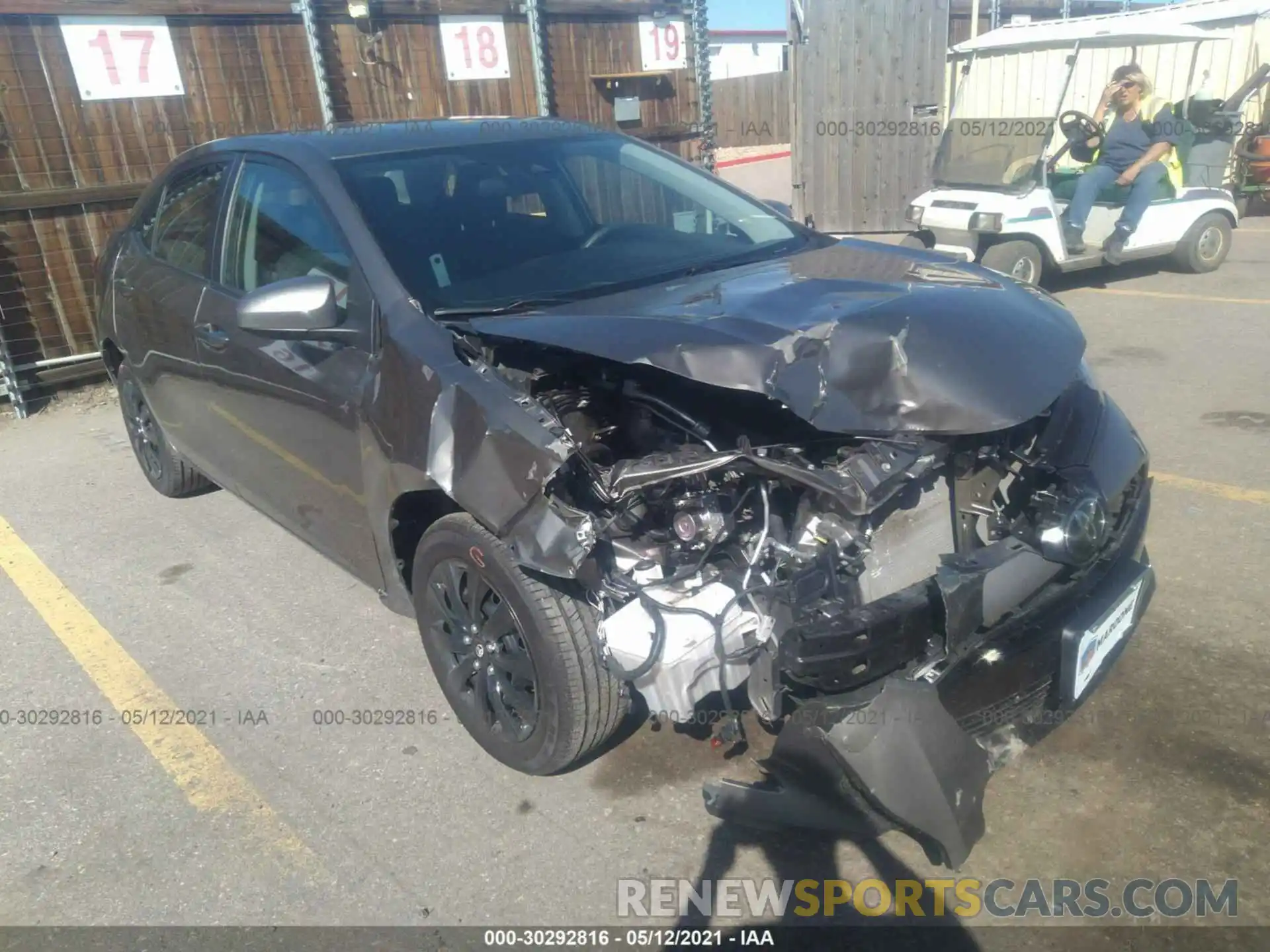 6 Photograph of a damaged car 2T1BURHE5KC245628 TOYOTA COROLLA 2019