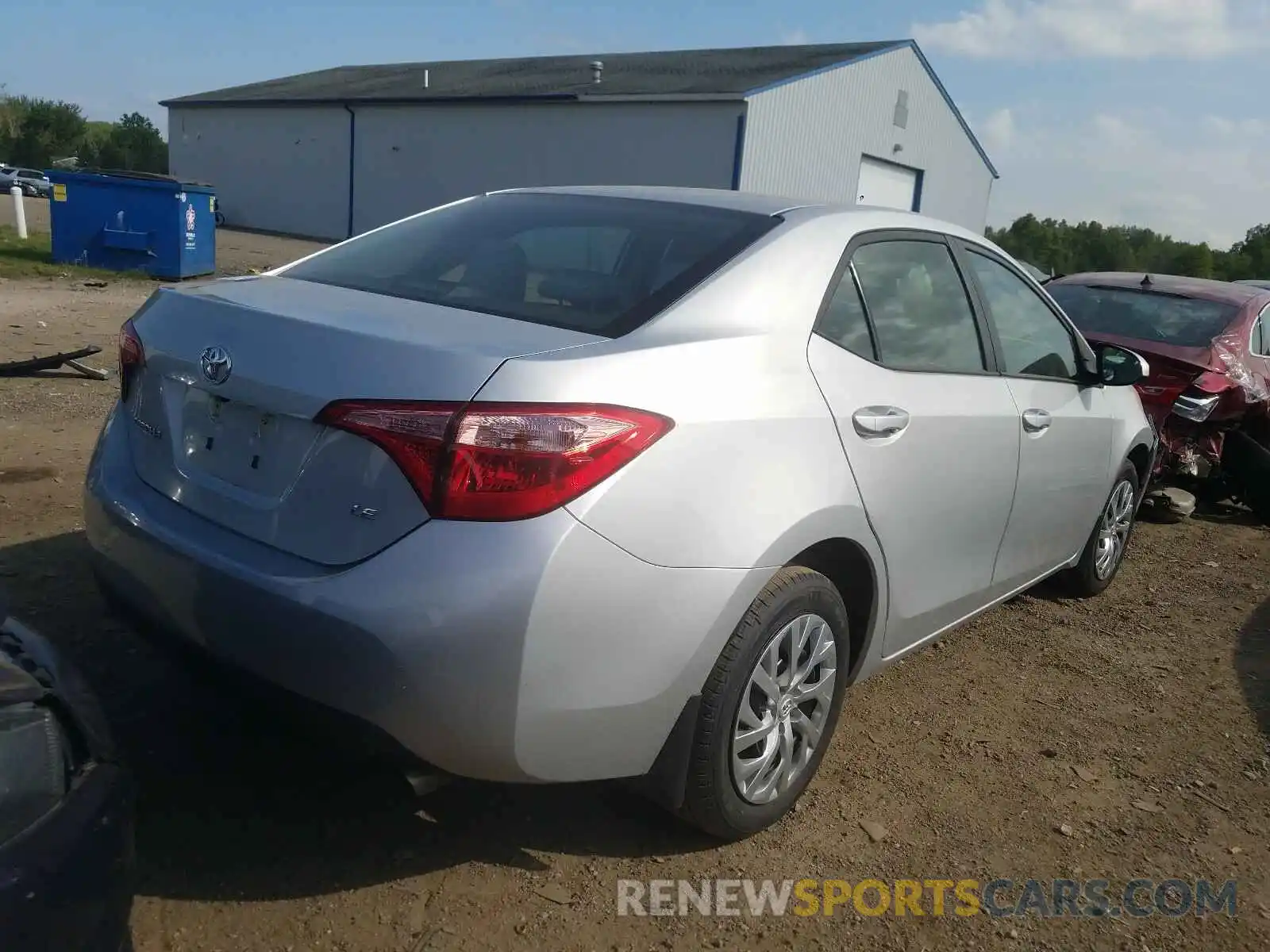 4 Photograph of a damaged car 2T1BURHE5KC245709 TOYOTA COROLLA 2019