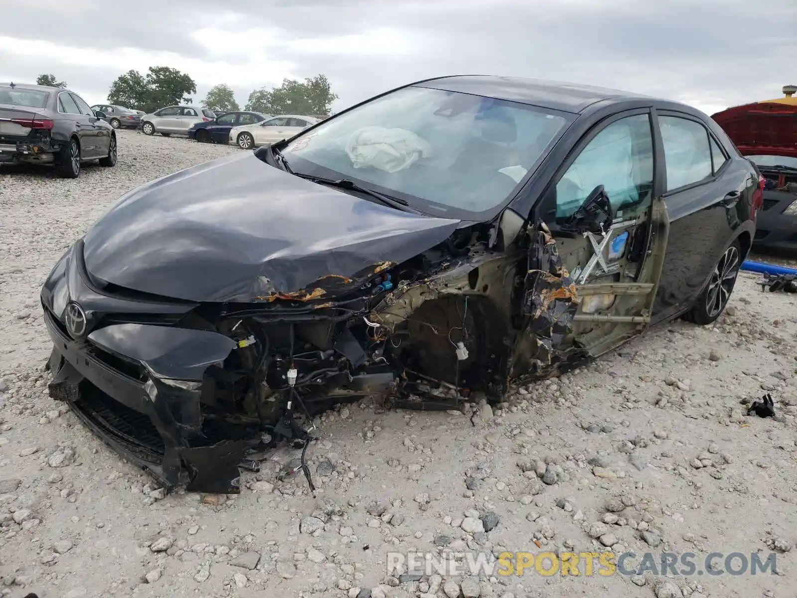 2 Photograph of a damaged car 2T1BURHE5KC246827 TOYOTA COROLLA 2019