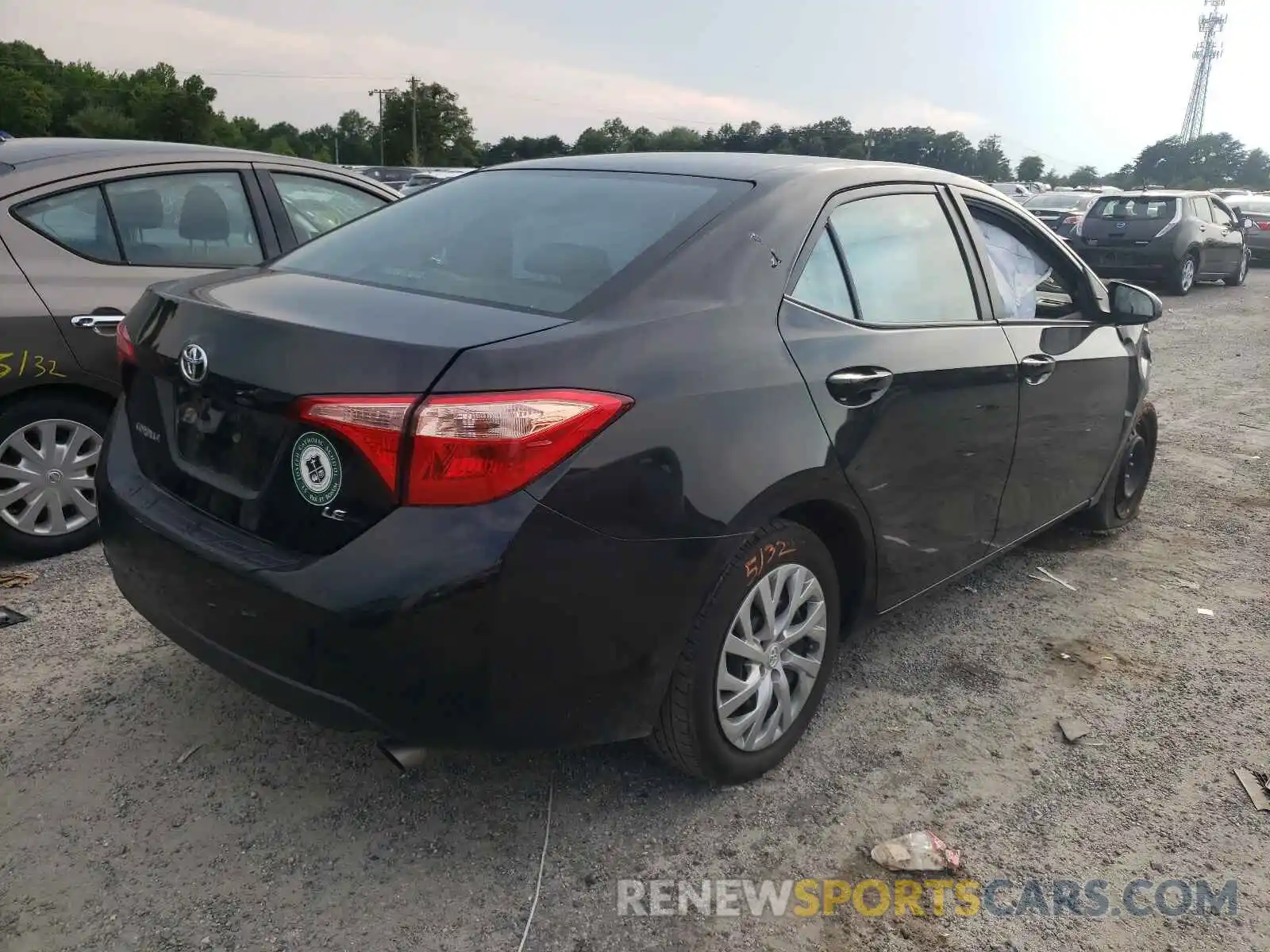 4 Photograph of a damaged car 2T1BURHE6KC125188 TOYOTA COROLLA 2019