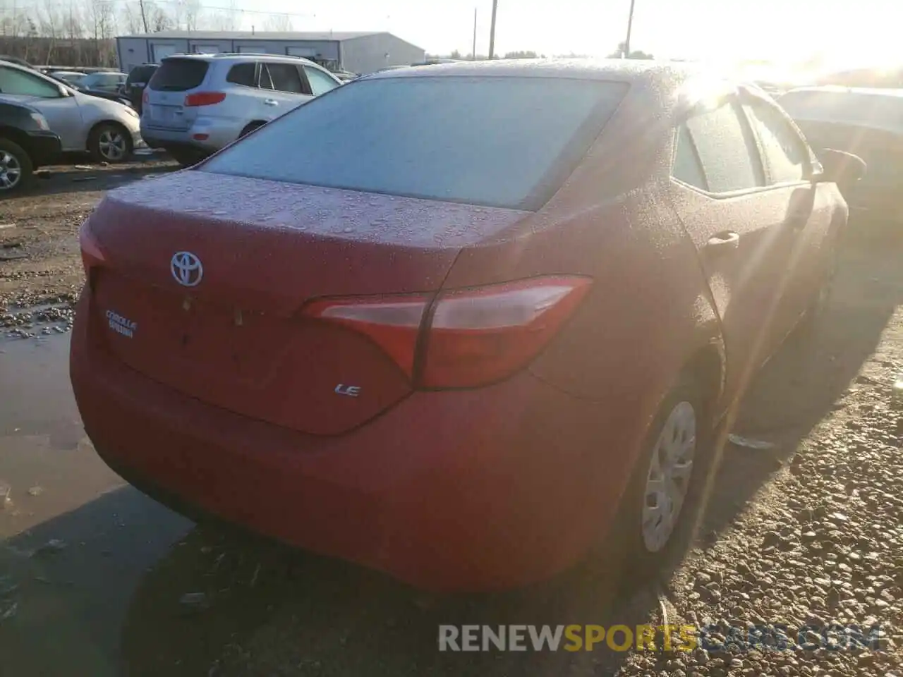 4 Photograph of a damaged car 2T1BURHE6KC125322 TOYOTA COROLLA 2019