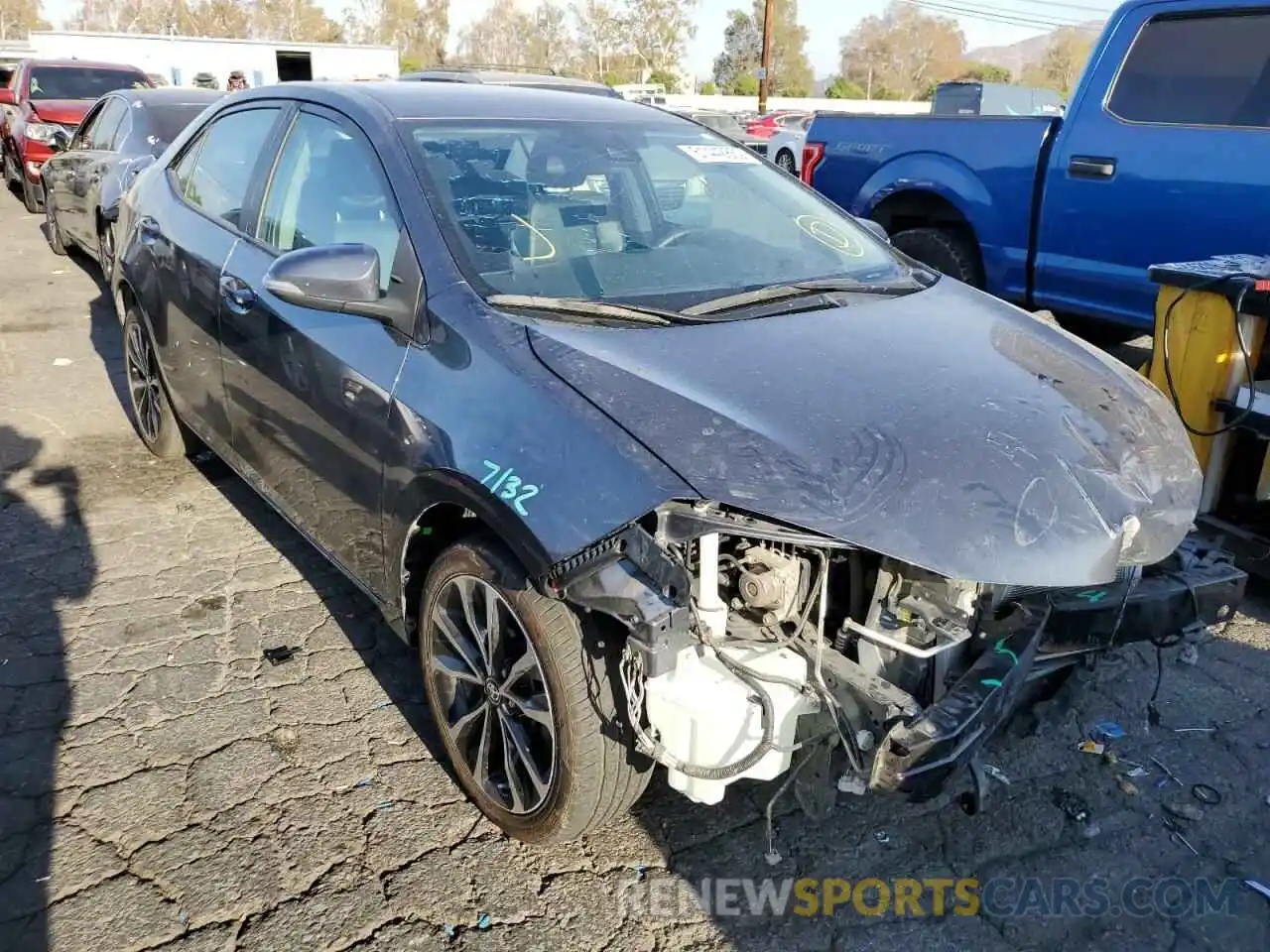 1 Photograph of a damaged car 2T1BURHE6KC126115 TOYOTA COROLLA 2019