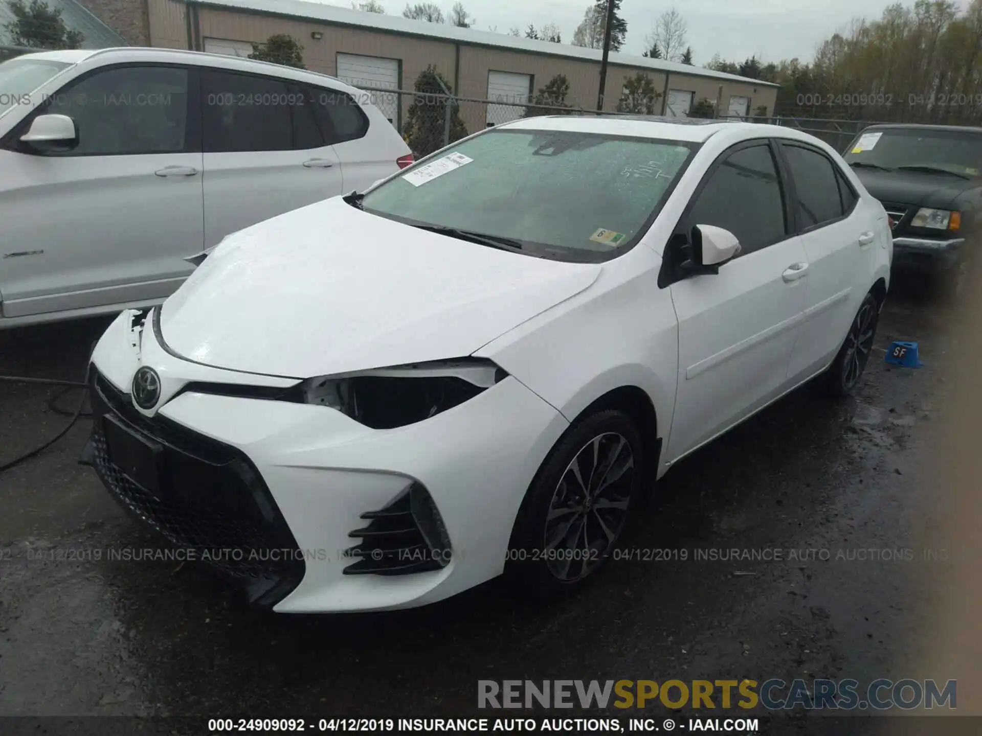 2 Photograph of a damaged car 2T1BURHE6KC126809 TOYOTA COROLLA 2019