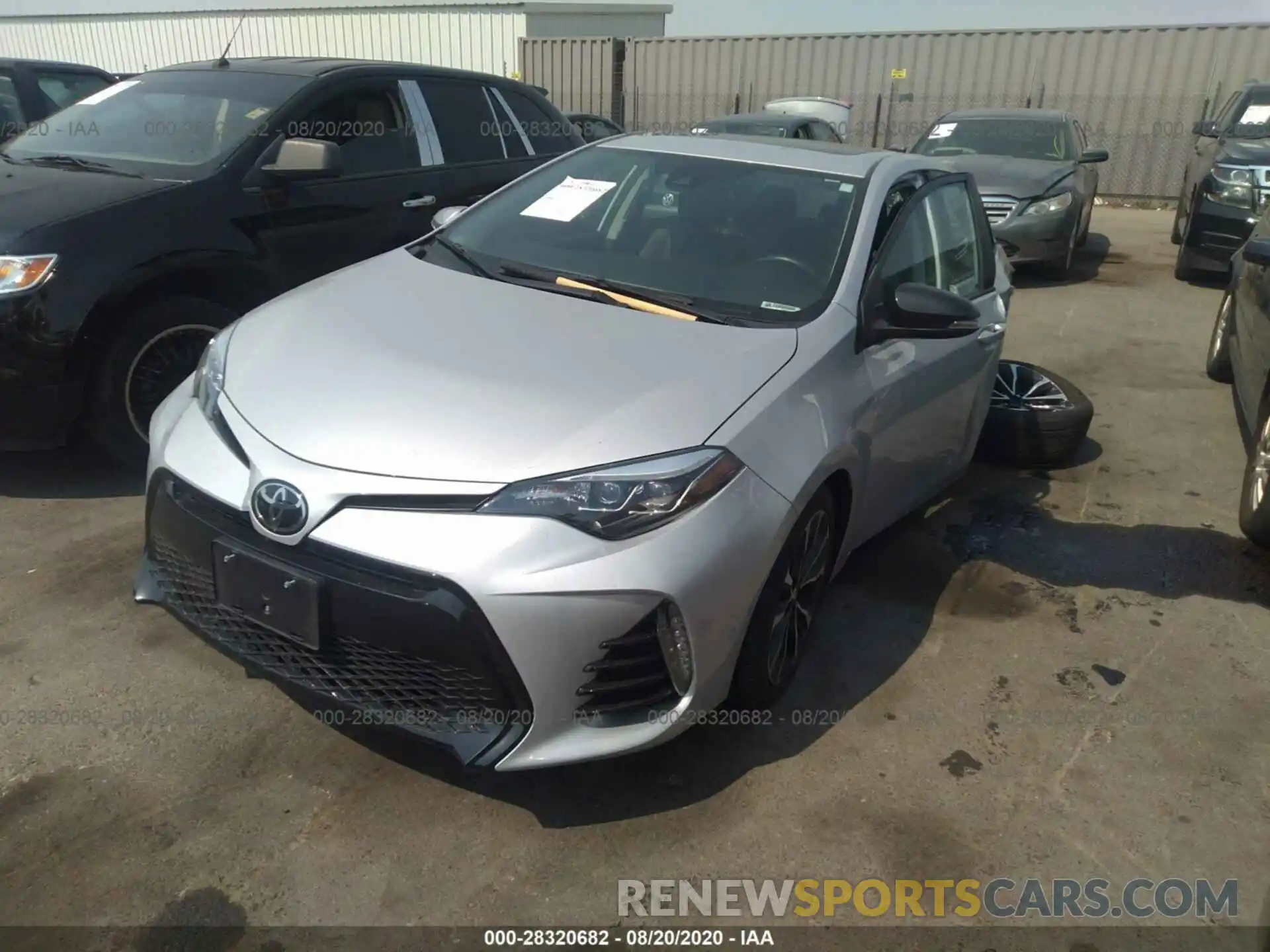 2 Фотография поврежденного автомобиля 2T1BURHE6KC128558 TOYOTA COROLLA 2019