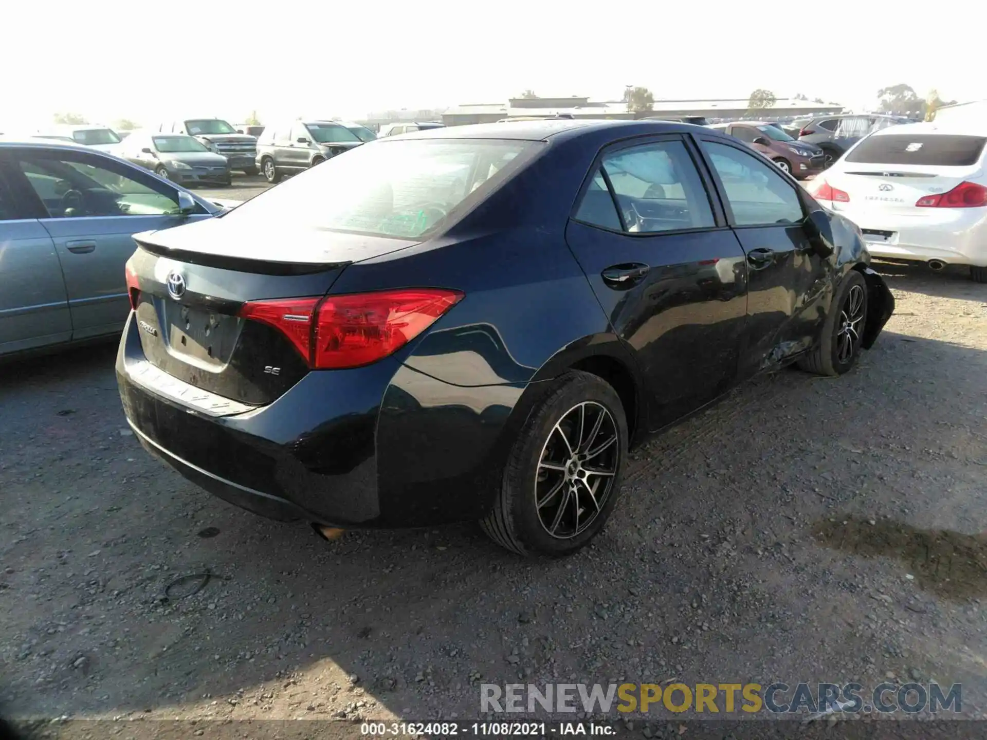 4 Photograph of a damaged car 2T1BURHE6KC129435 TOYOTA COROLLA 2019