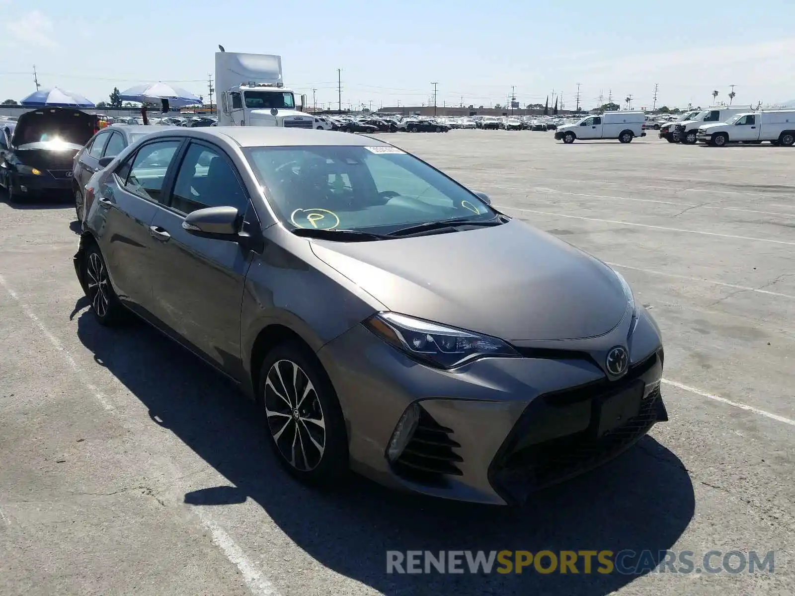 1 Photograph of a damaged car 2T1BURHE6KC129760 TOYOTA COROLLA 2019