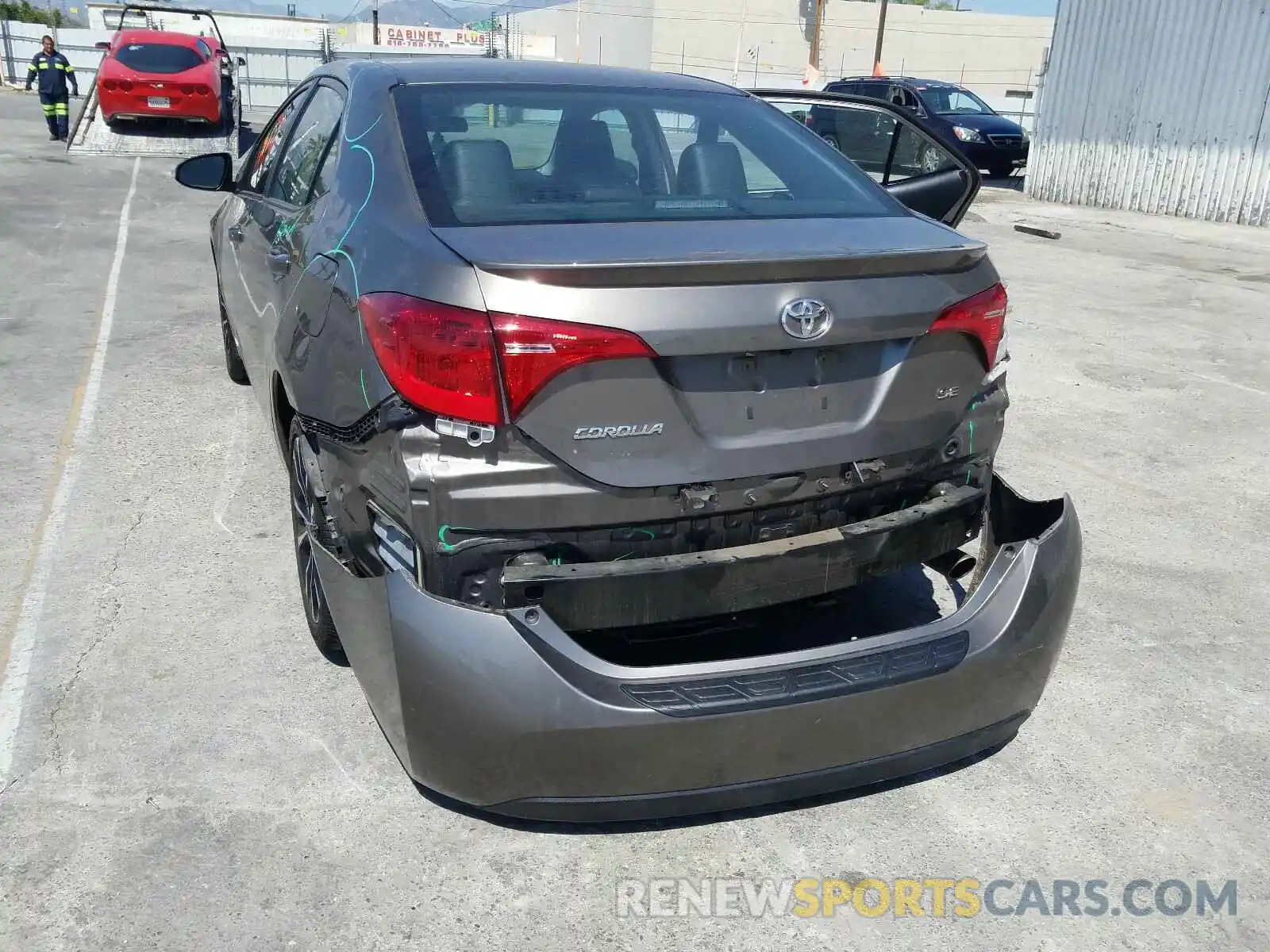 9 Photograph of a damaged car 2T1BURHE6KC129760 TOYOTA COROLLA 2019