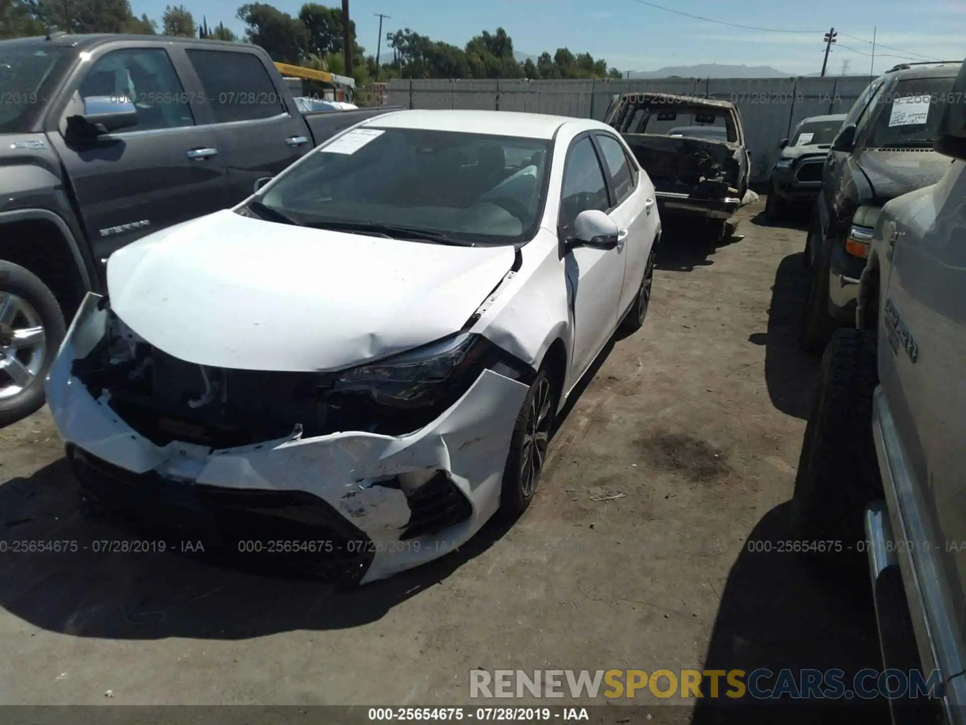 2 Photograph of a damaged car 2T1BURHE6KC130570 TOYOTA COROLLA 2019