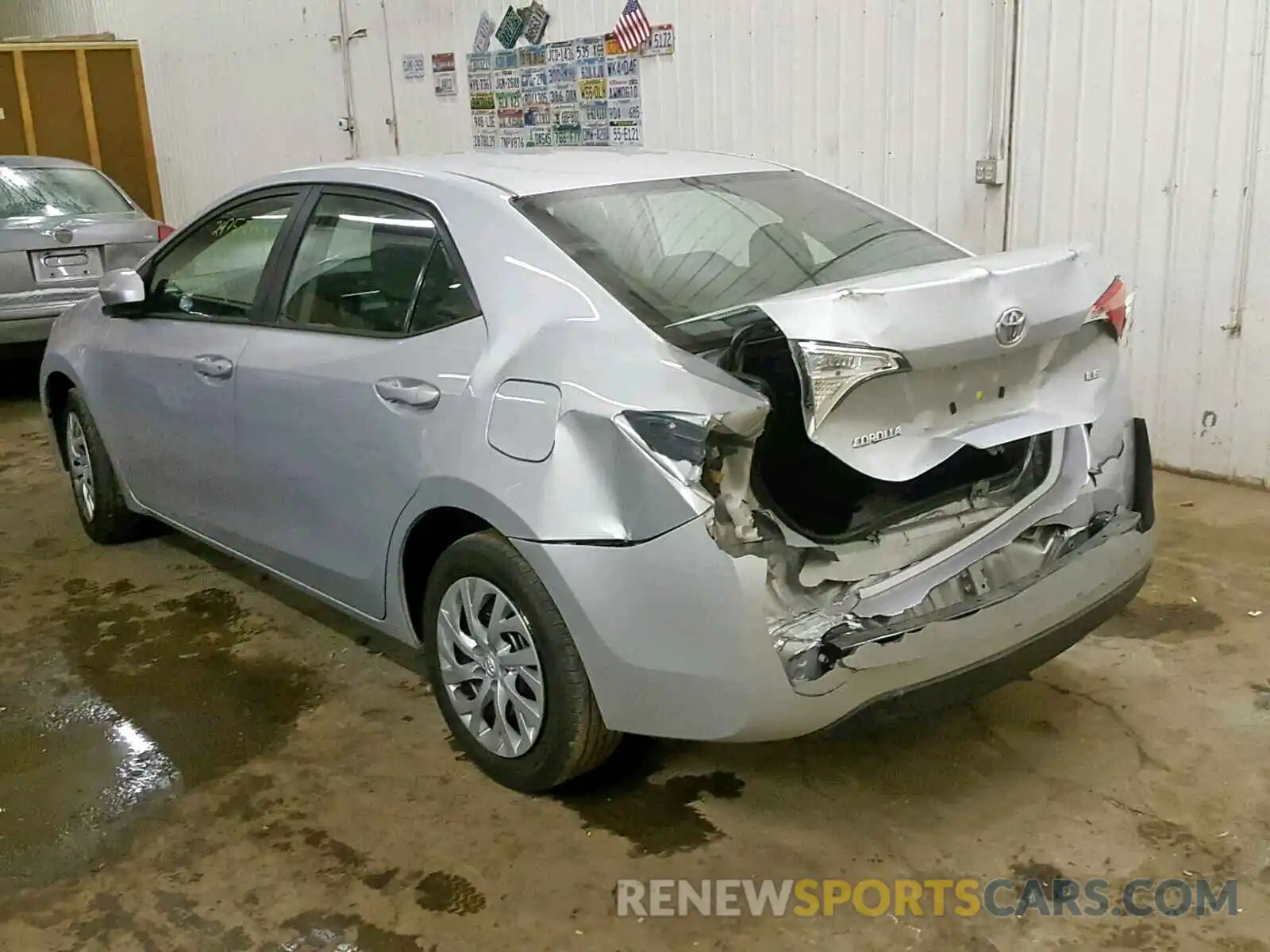 3 Photograph of a damaged car 2T1BURHE6KC131508 TOYOTA COROLLA 2019