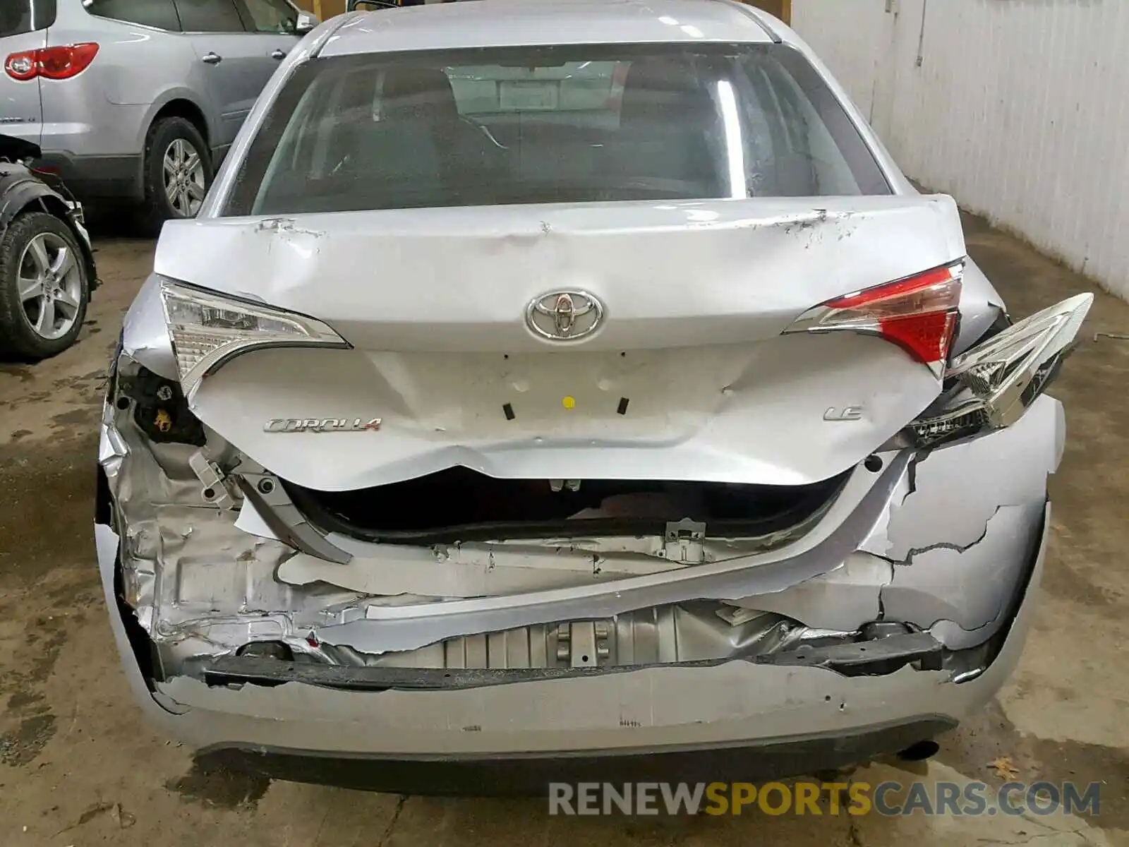 9 Photograph of a damaged car 2T1BURHE6KC131508 TOYOTA COROLLA 2019