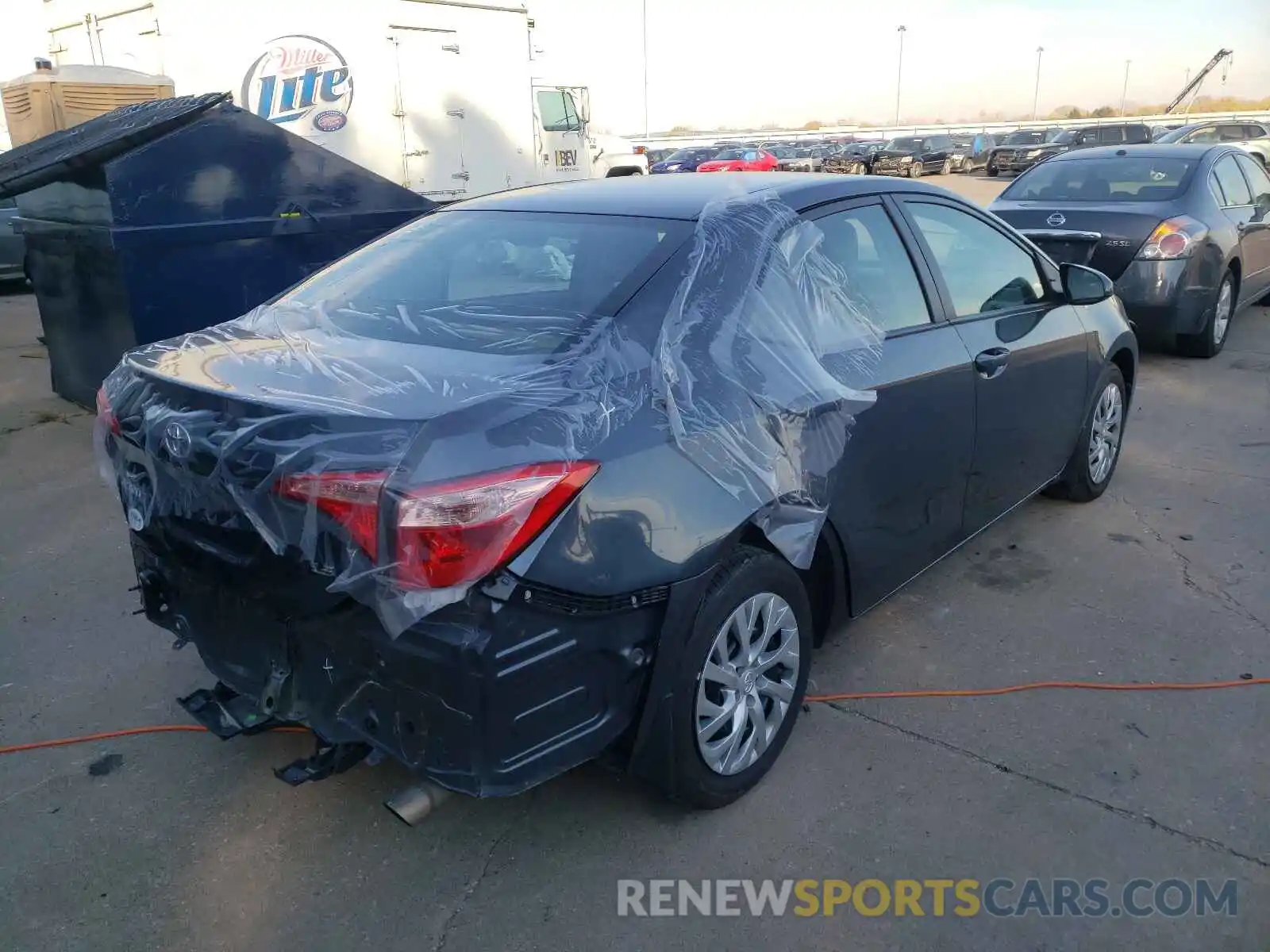 4 Photograph of a damaged car 2T1BURHE6KC131511 TOYOTA COROLLA 2019