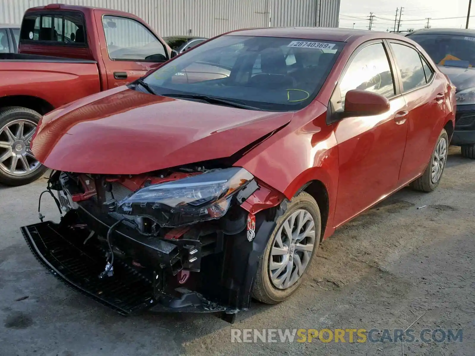 2 Photograph of a damaged car 2T1BURHE6KC135588 TOYOTA COROLLA 2019