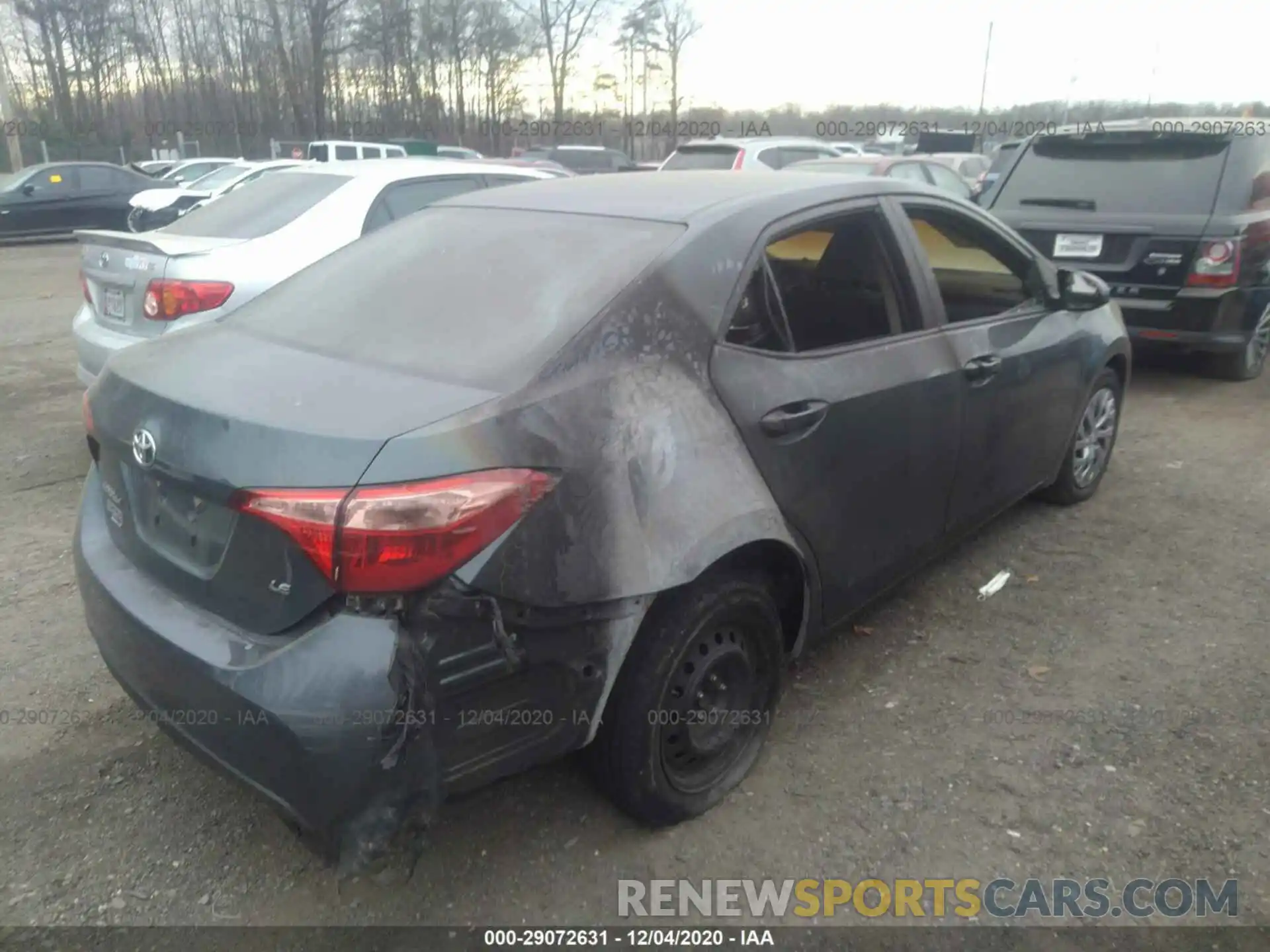 4 Photograph of a damaged car 2T1BURHE6KC135896 TOYOTA COROLLA 2019