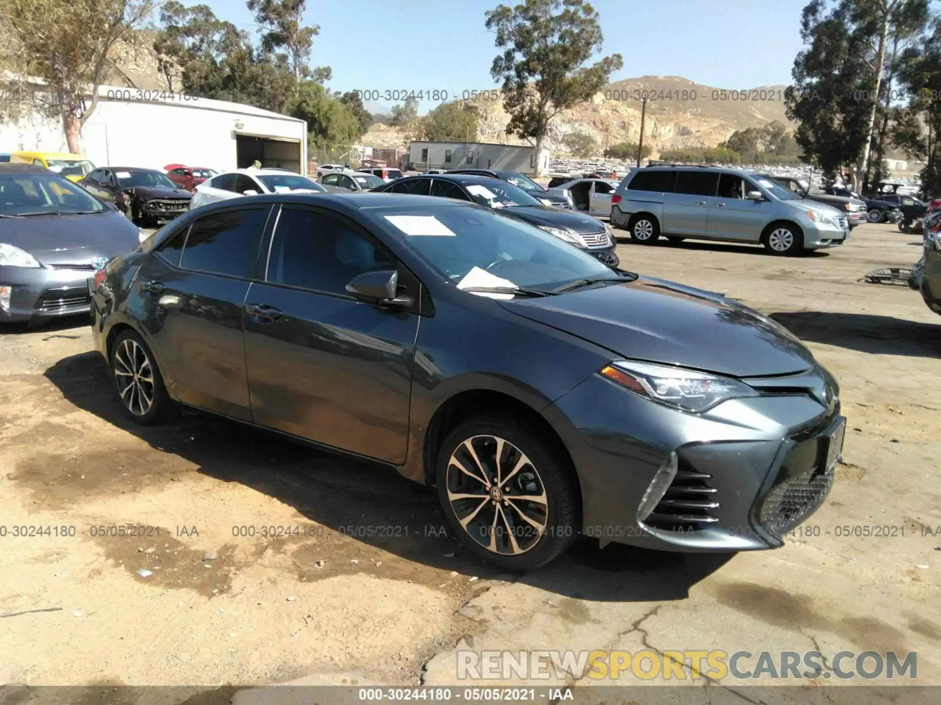 1 Photograph of a damaged car 2T1BURHE6KC136093 TOYOTA COROLLA 2019