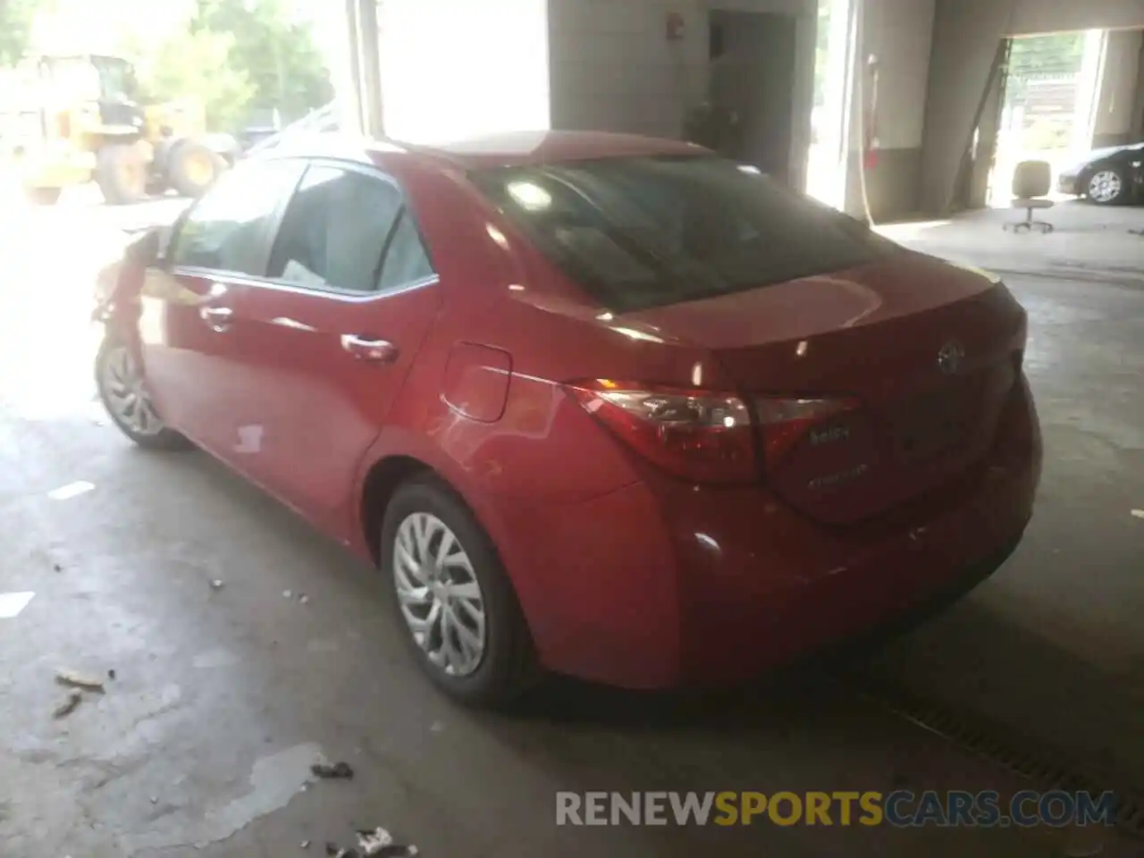 3 Photograph of a damaged car 2T1BURHE6KC136708 TOYOTA COROLLA 2019