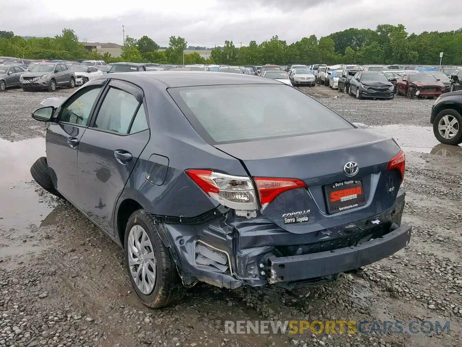 3 Photograph of a damaged car 2T1BURHE6KC137132 TOYOTA COROLLA 2019