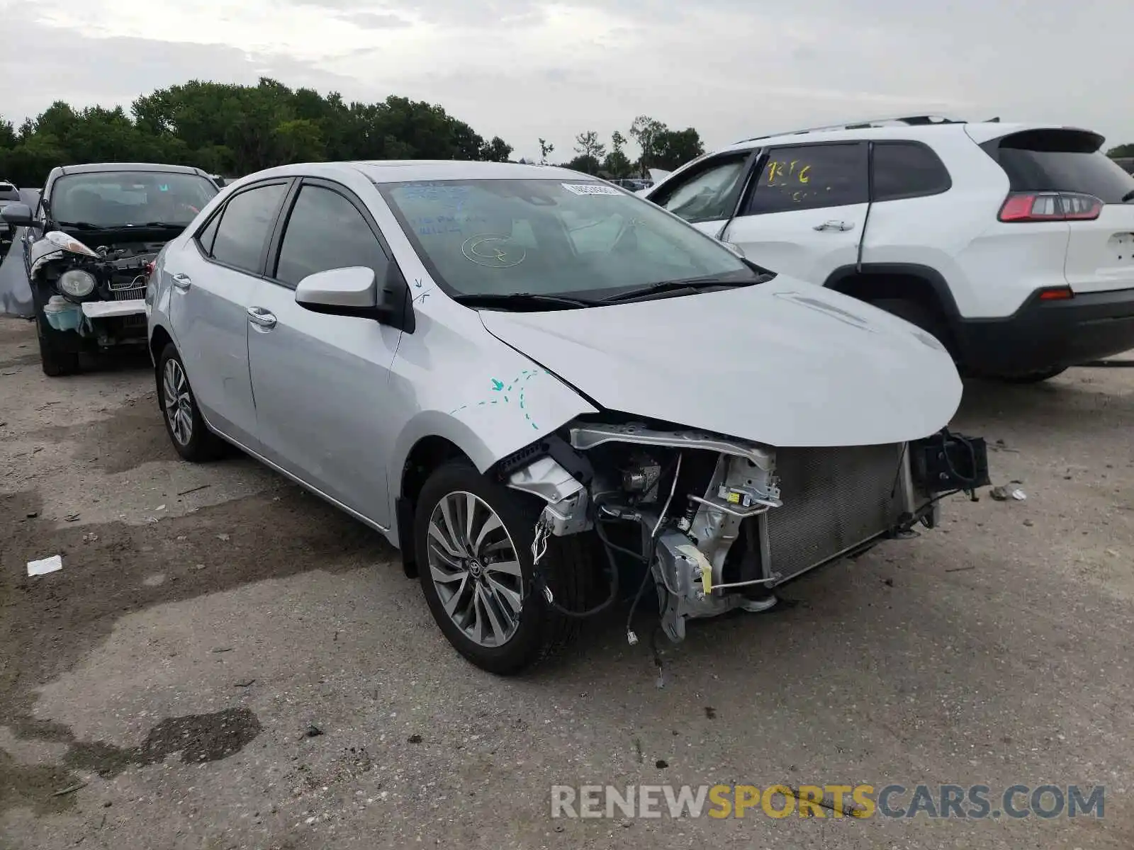 1 Photograph of a damaged car 2T1BURHE6KC137745 TOYOTA COROLLA 2019