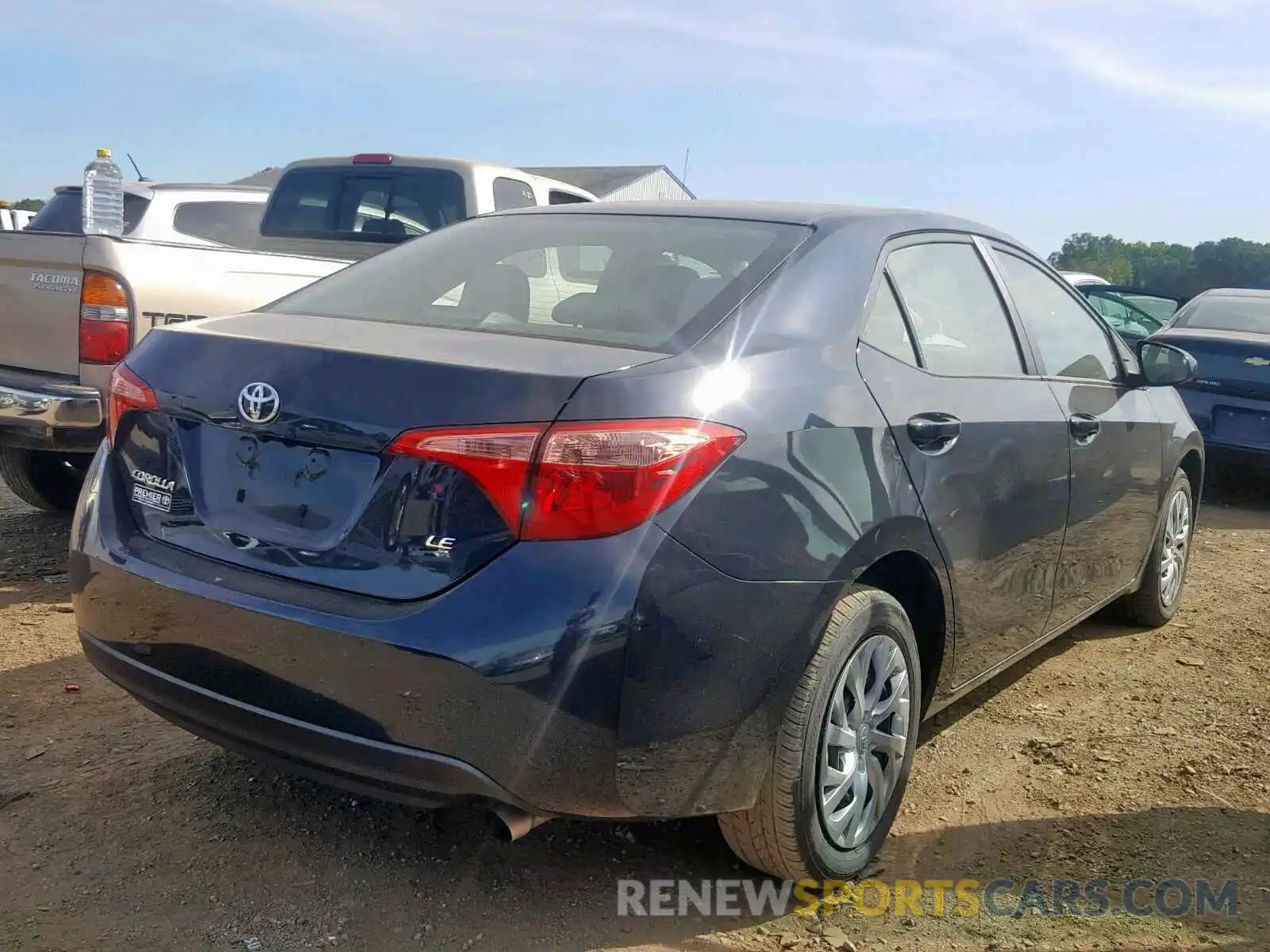 4 Photograph of a damaged car 2T1BURHE6KC137972 TOYOTA COROLLA 2019