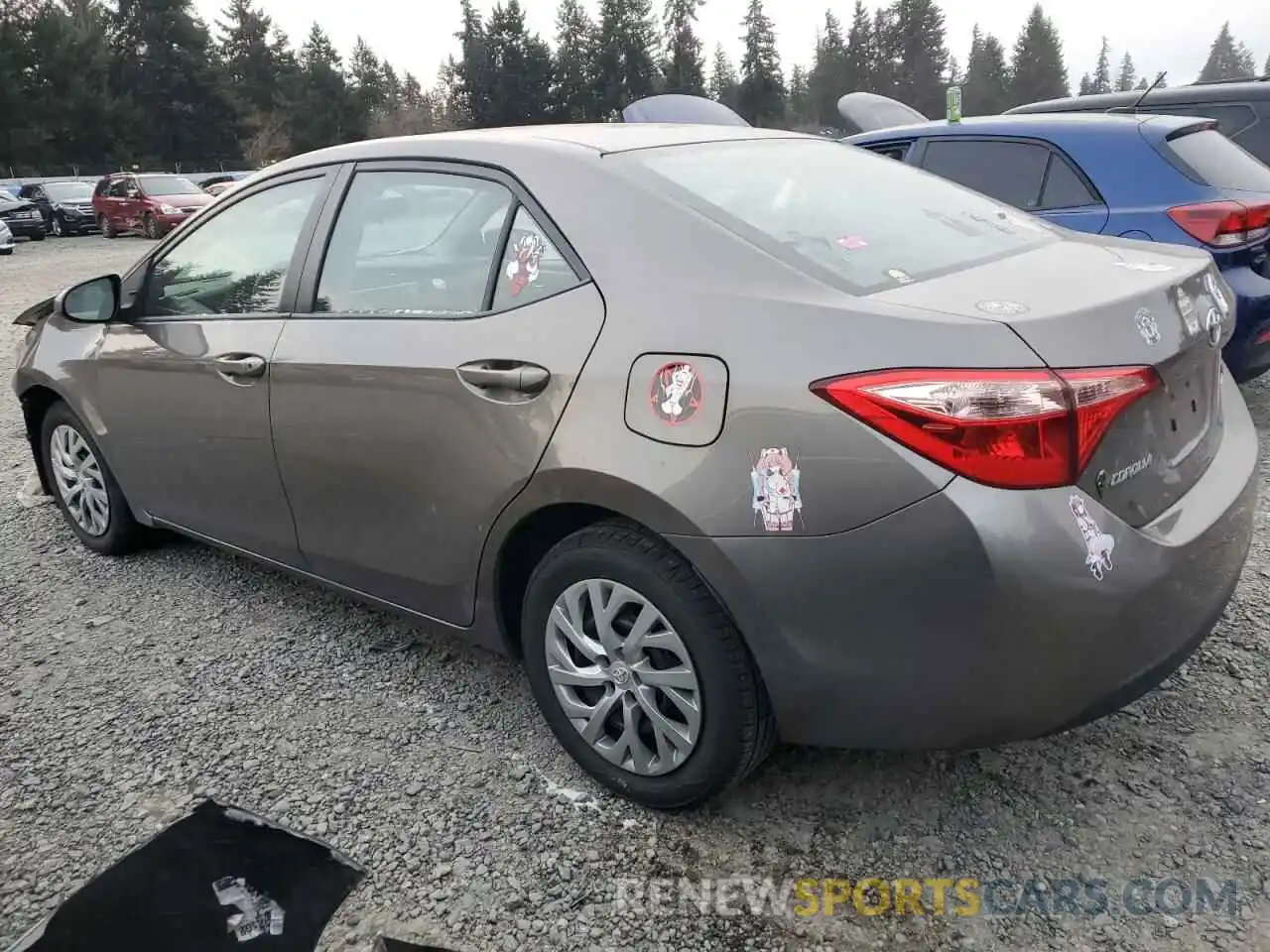 2 Фотография поврежденного автомобиля 2T1BURHE6KC138619 TOYOTA COROLLA 2019